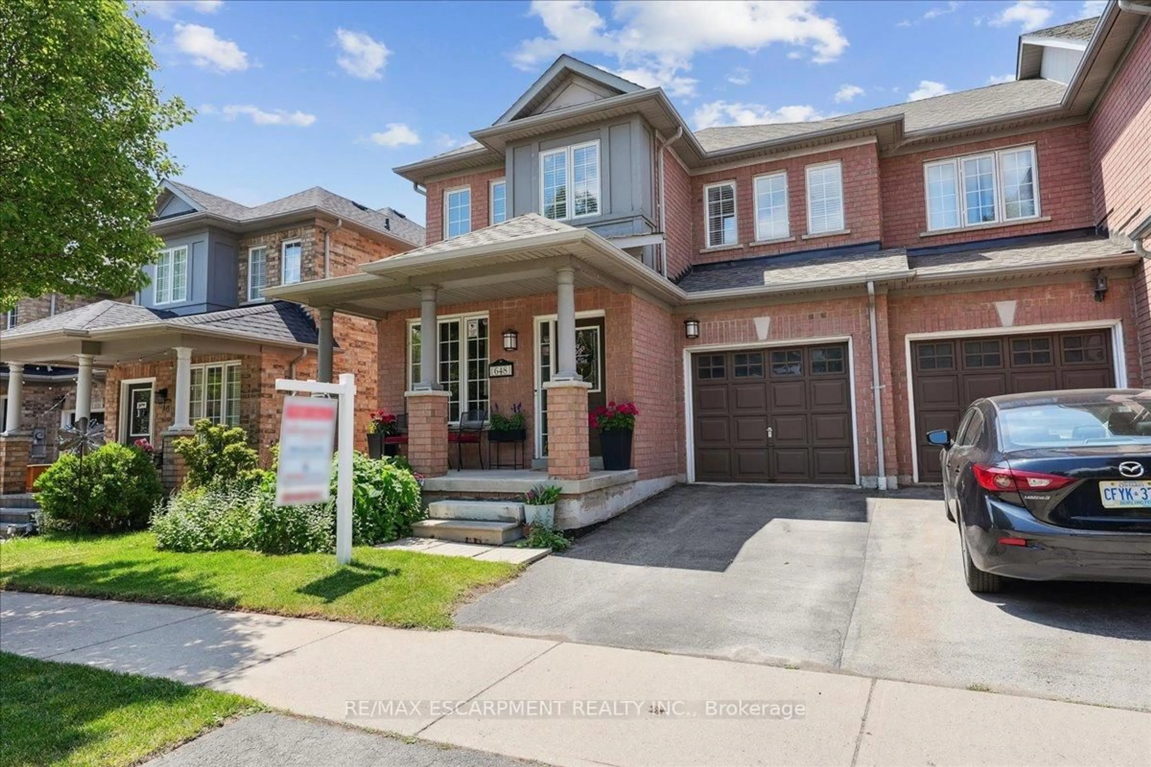 Home with brick exterior material, street for 648 Julia Ave, Burlington Ontario L7L 6X3