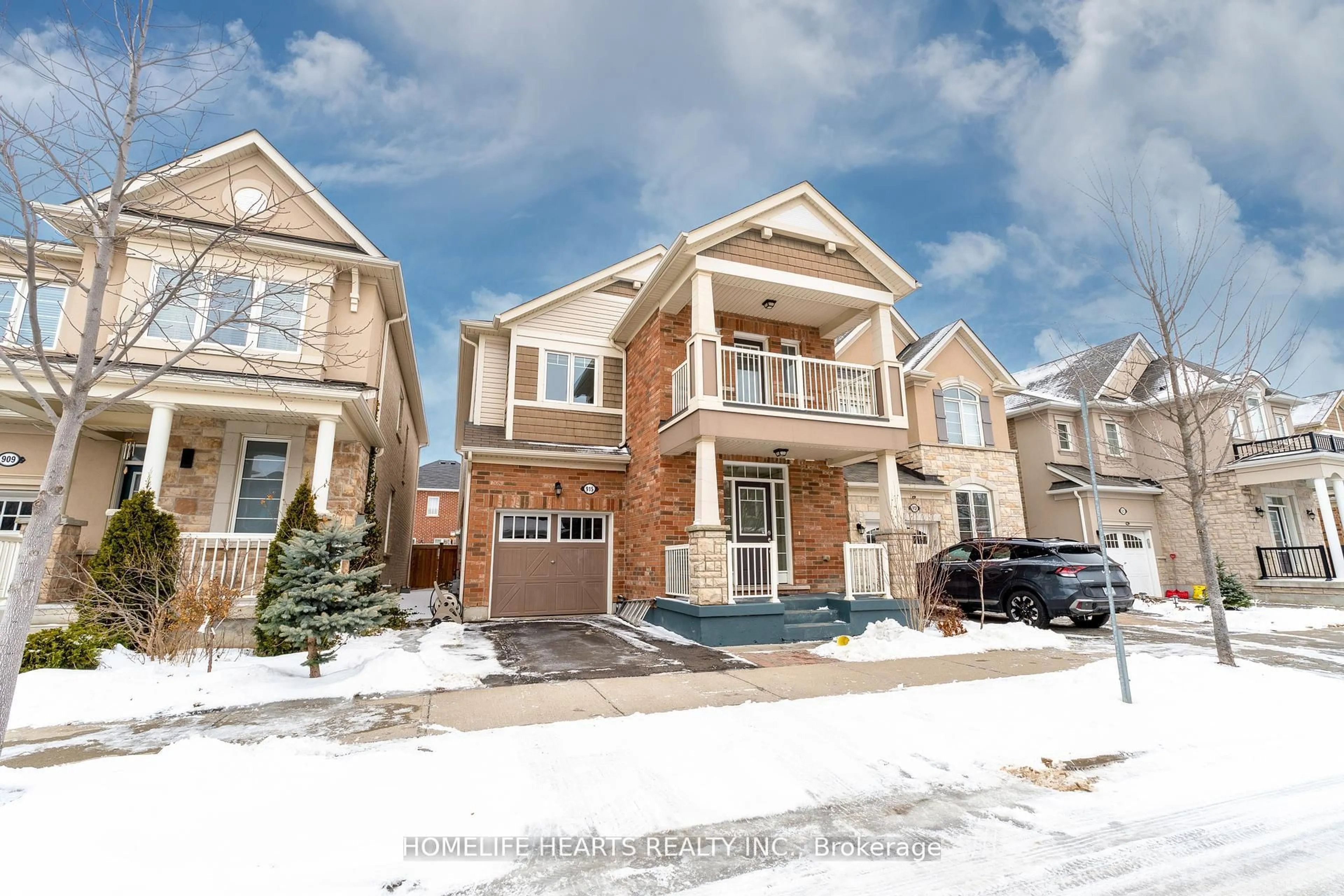 Unknown for 915 Penson Cres, Milton Ontario L9T 8Z8