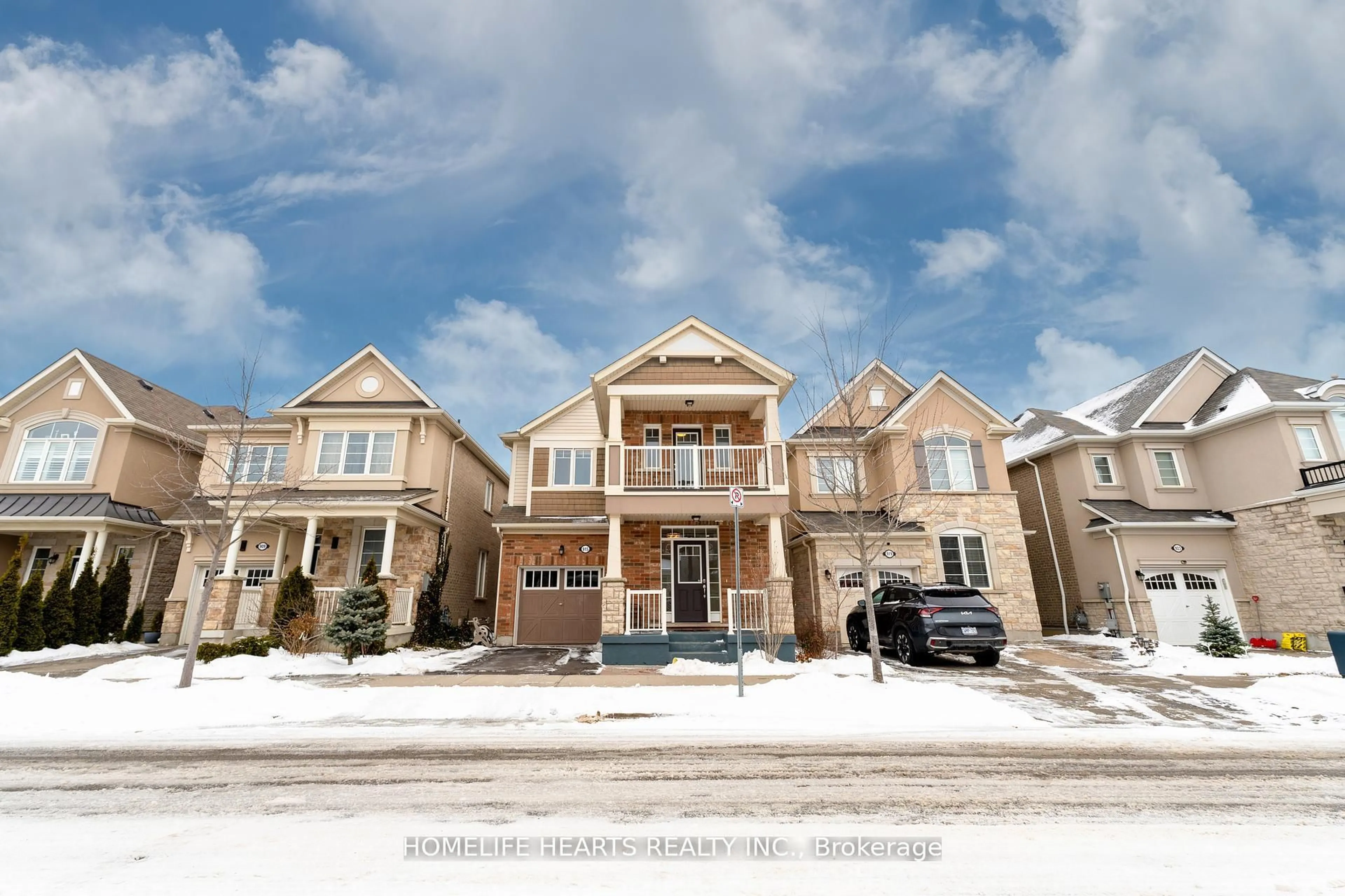 Home with brick exterior material, street for 915 Penson Cres, Milton Ontario L9T 8Z8