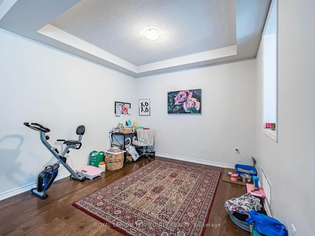Additional image 36 of 903 Penson Cres