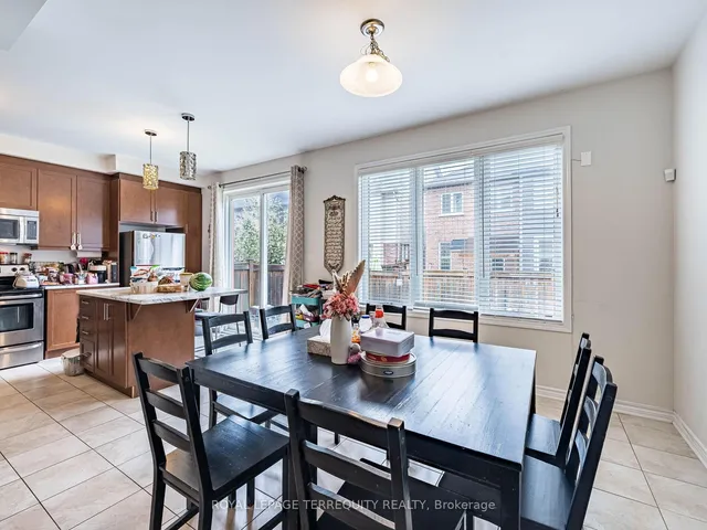 Additional image 34 of 903 Penson Cres