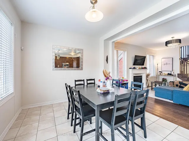 Additional image 33 of 903 Penson Cres