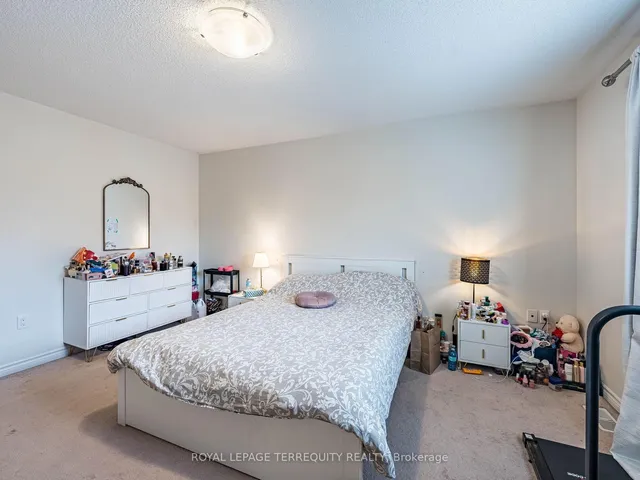 Additional image 25 of 903 Penson Cres