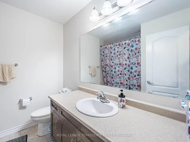 Additional image 15 of 903 Penson Cres