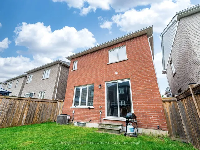 Additional image 12 of 903 Penson Cres