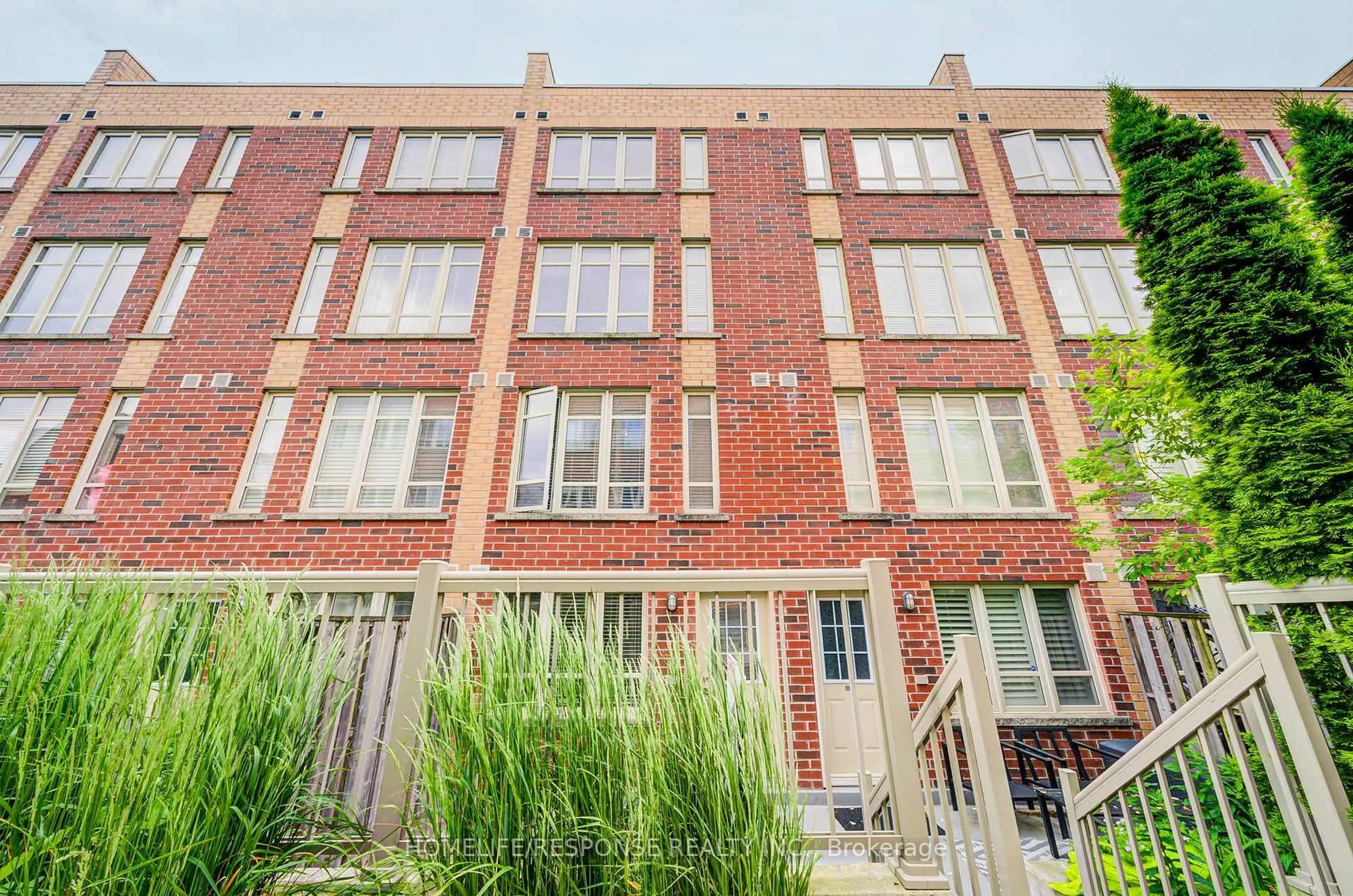 Home with brick exterior material, building for 35 Elsie Lane #149, Toronto Ontario M6P 3N3