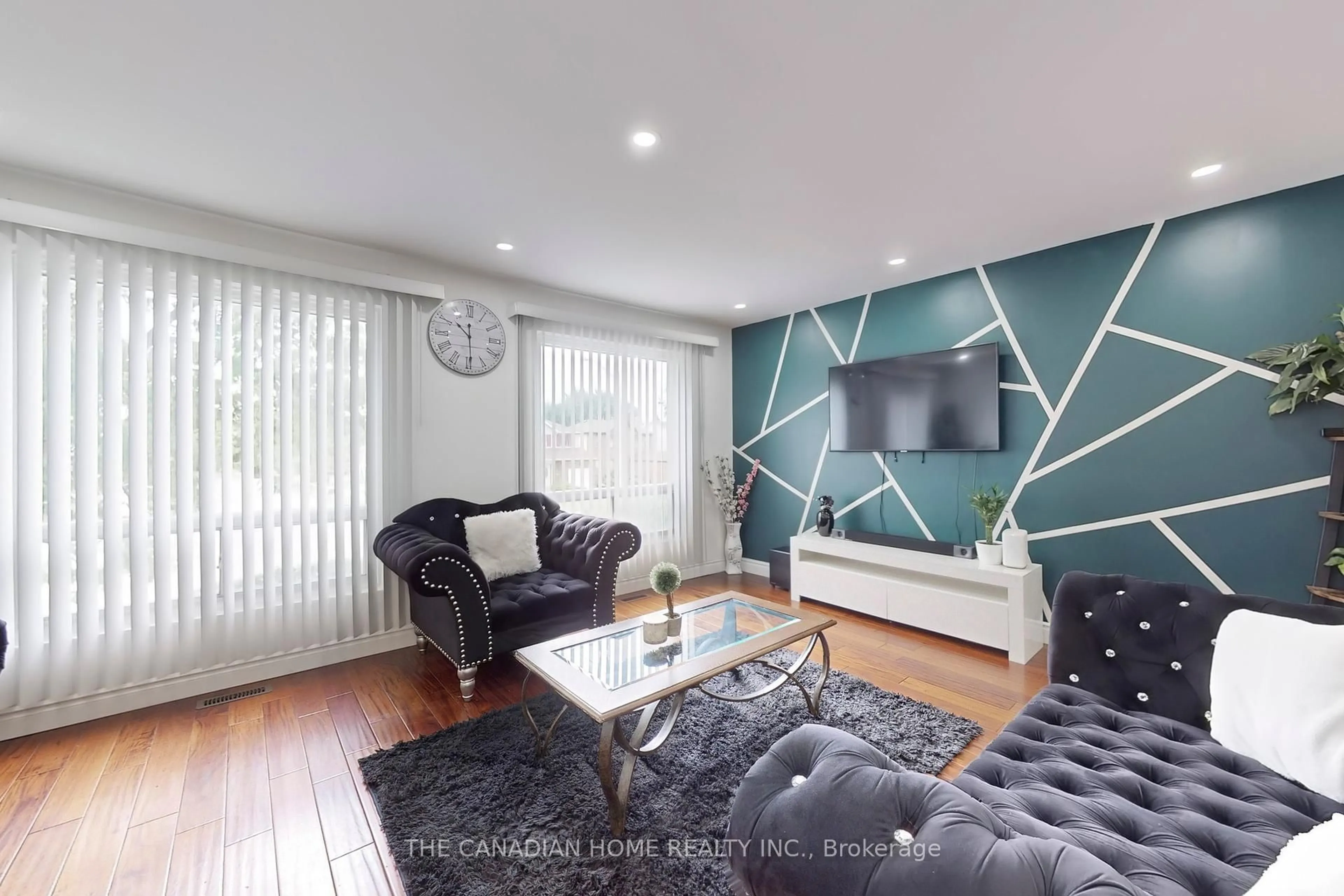 Living room with furniture, unknown for 30 Sandringham Crt #144, Brampton Ontario L6T 3Z3
