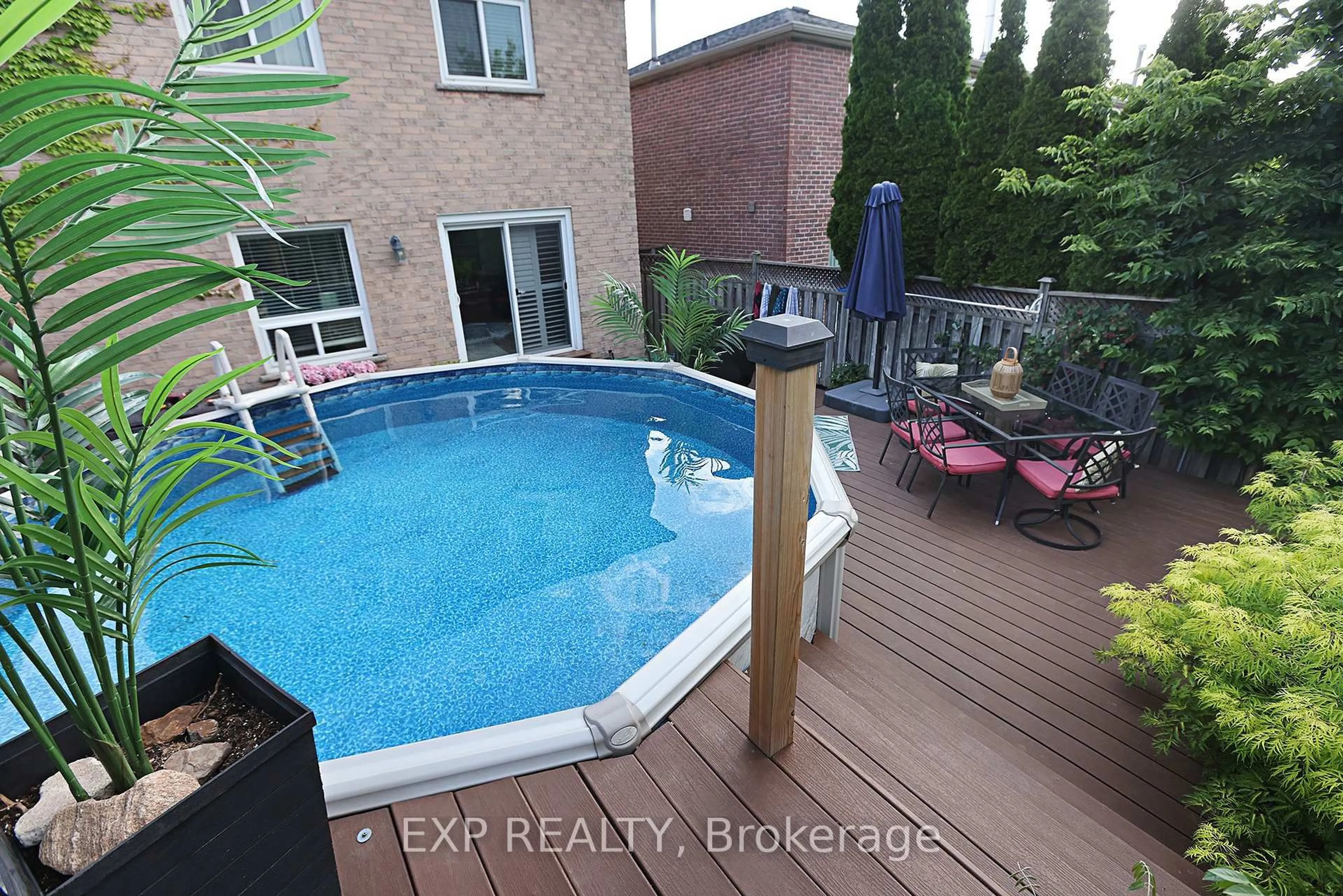 Pool for 3469 Ingram Rd, Mississauga Ontario L5L 4M7