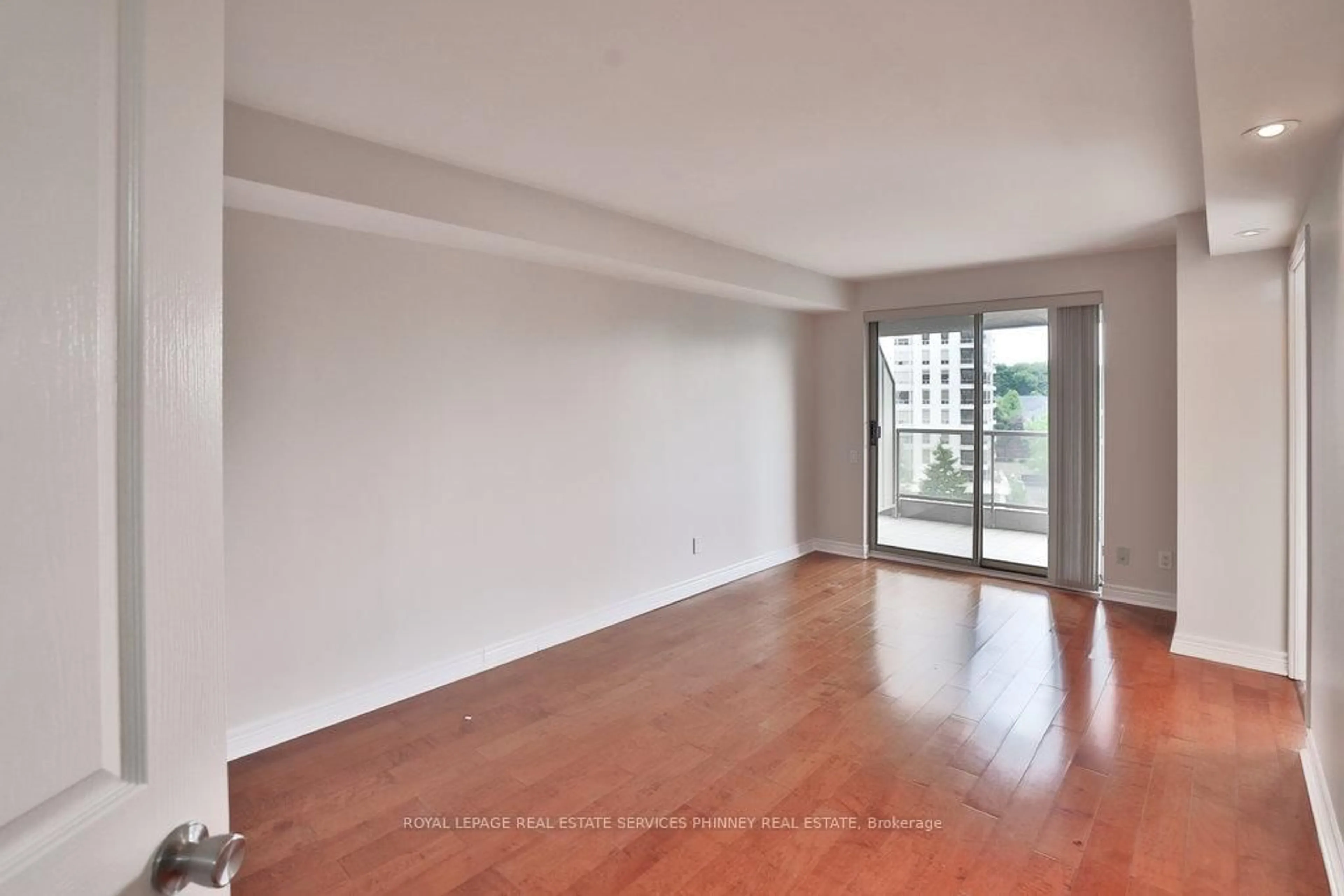 A pic of a room for 1800 The Collegeway #604, Mississauga Ontario L5L 5S4