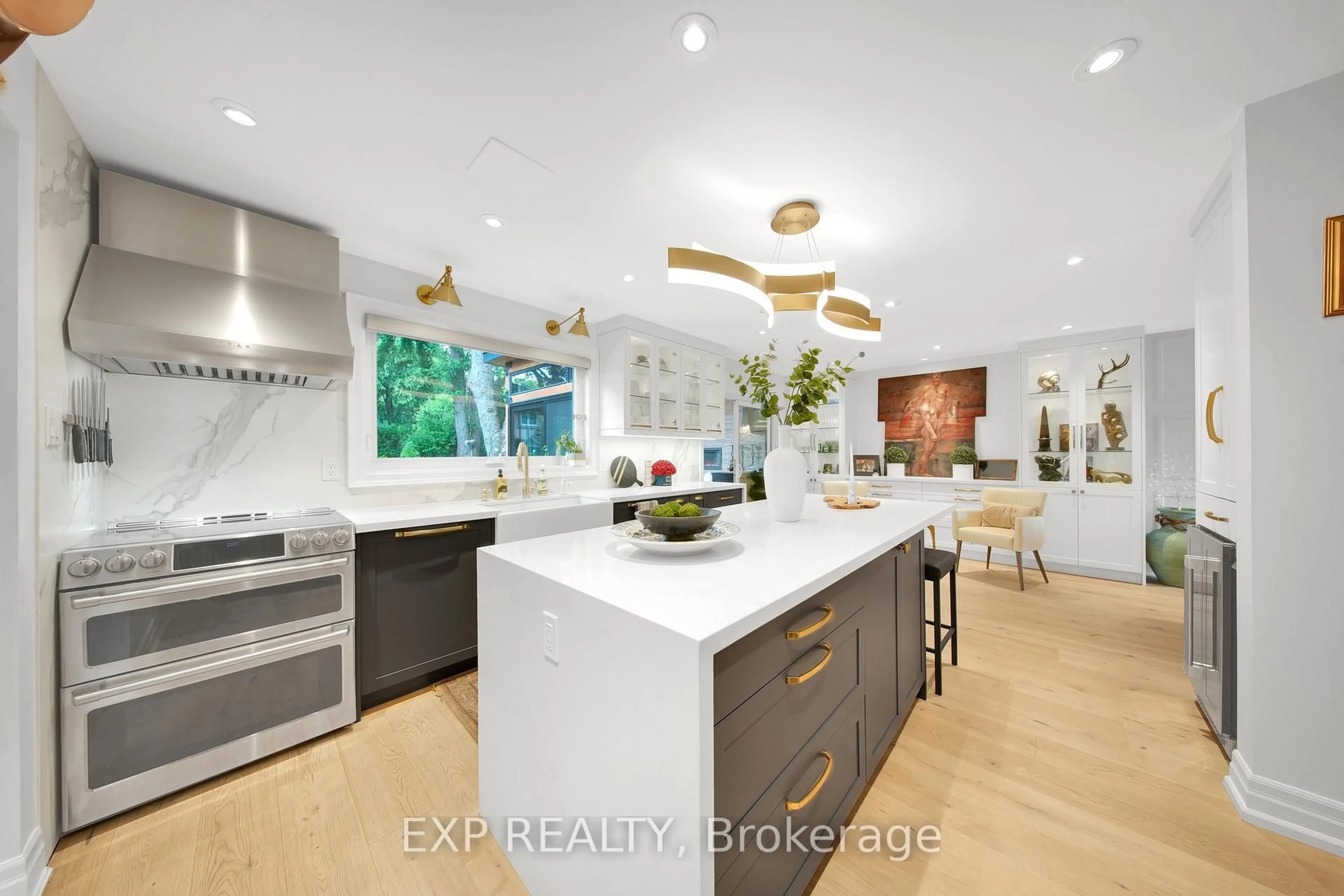 Contemporary kitchen, ceramic/tile floor for 3620 Ponytrail Dr, Mississauga Ontario L4X 1W4