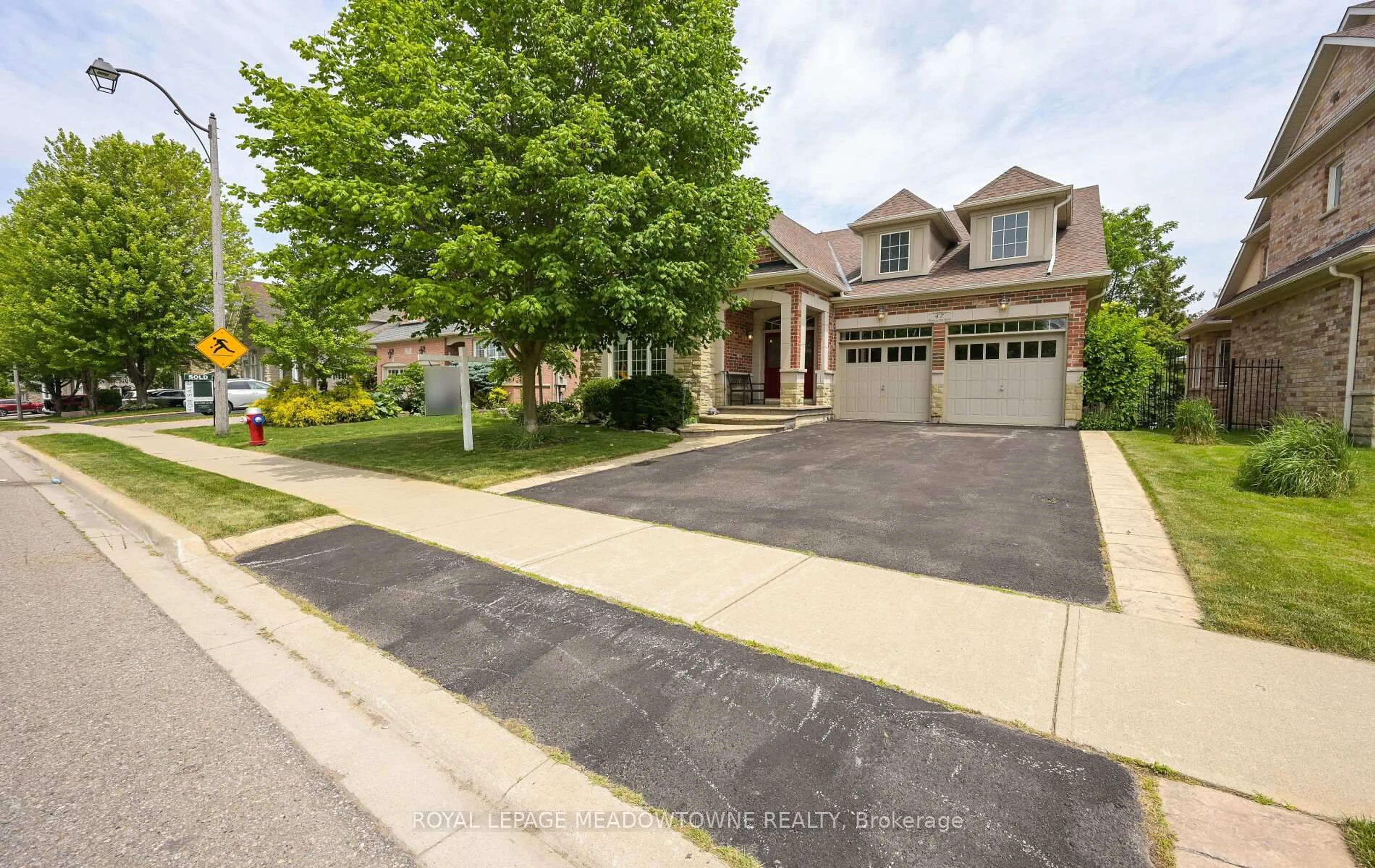 A pic from outside/outdoor area/front of a property/back of a property/a pic from drone, street for 47 Nova Scotia Rd, Brampton Ontario L6Y 5K5