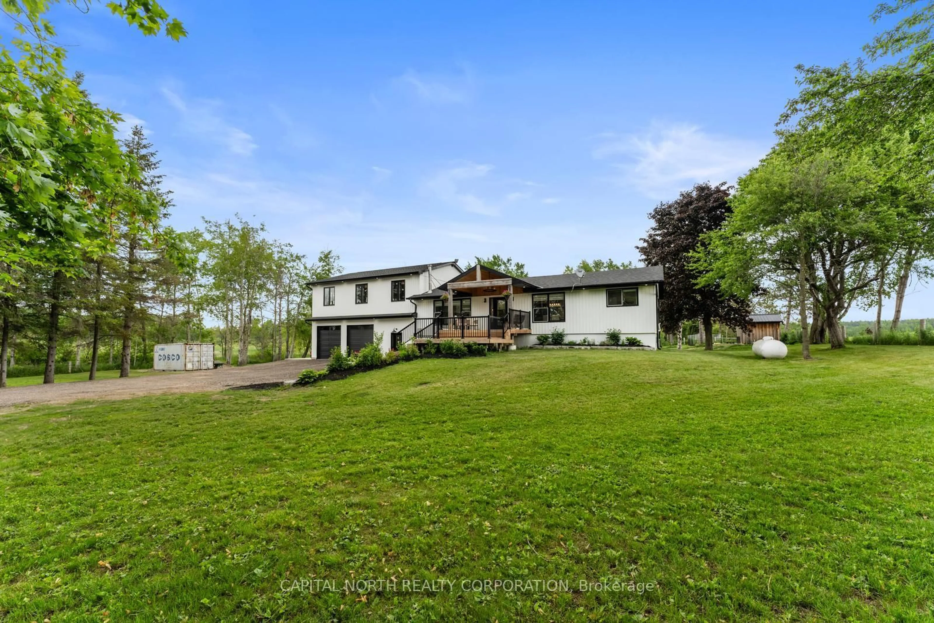 A pic from outside/outdoor area/front of a property/back of a property/a pic from drone, water/lake/river/ocean view for 19009 St Andrews Rd, Caledon Ontario L7K 2E4
