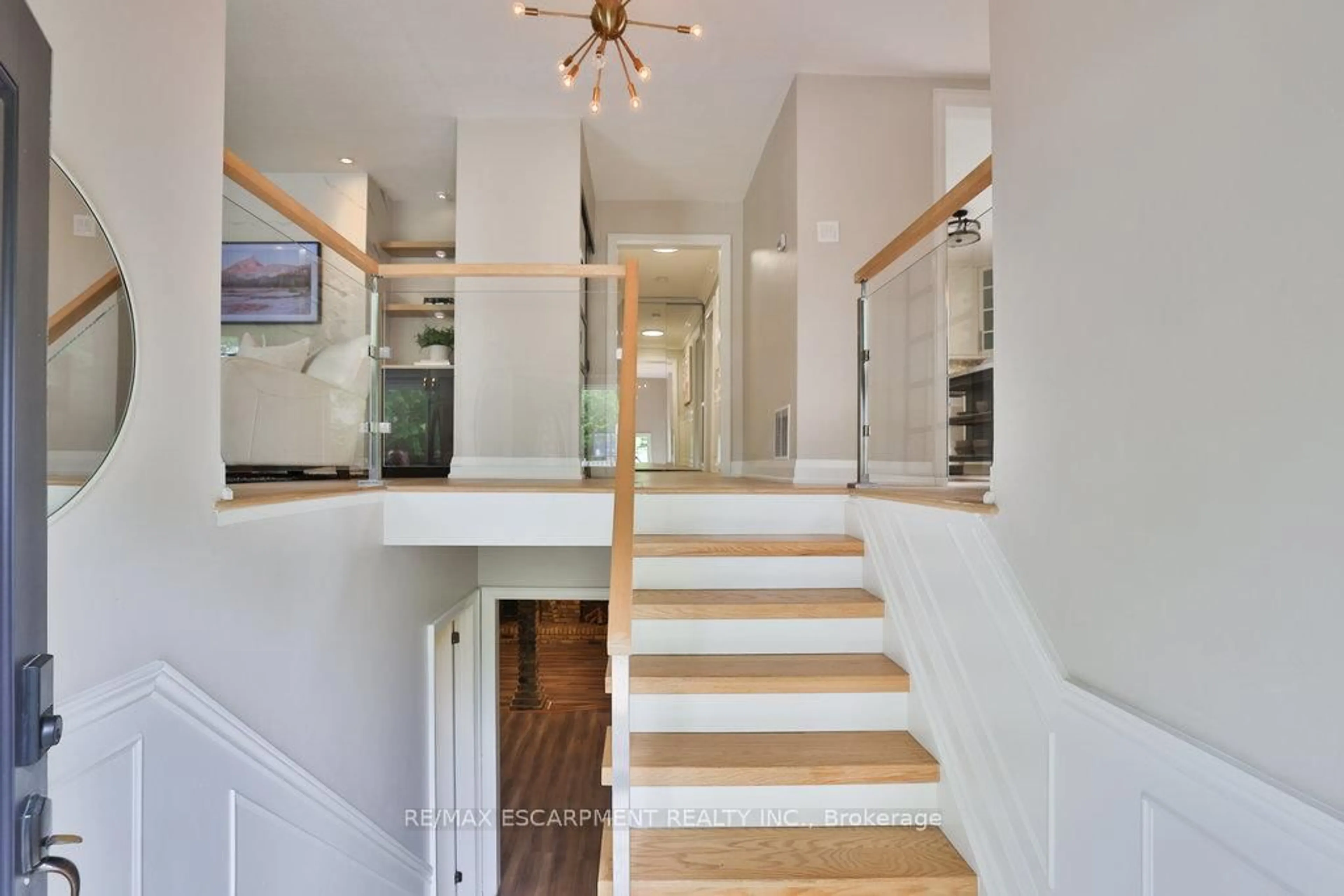 Unknown for 3354 BRISTOL Dr, Burlington Ontario L7M 1W4