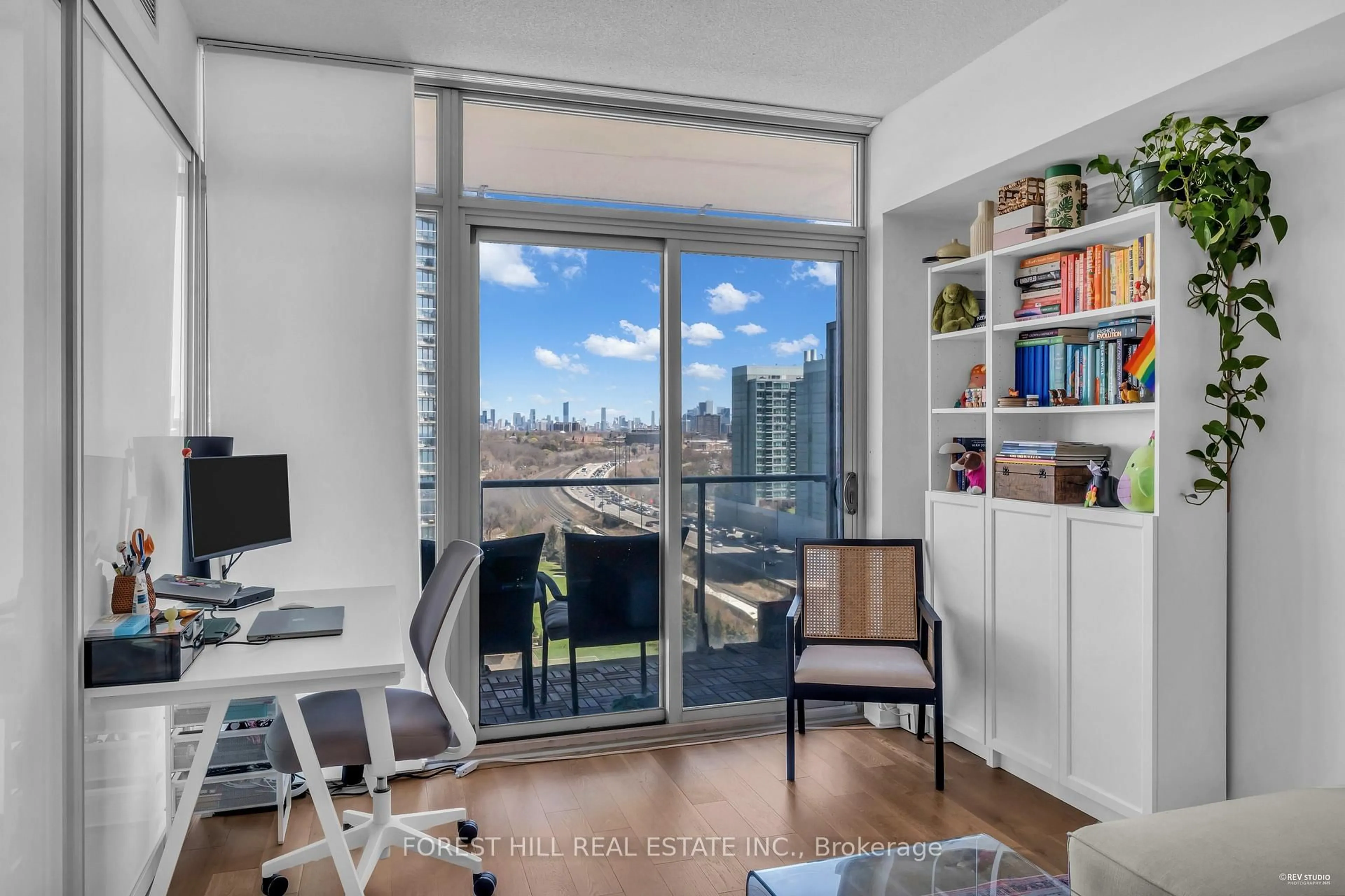 Unknown for 103 The Queensway Ave #1301, Toronto Ontario M6S 5B3