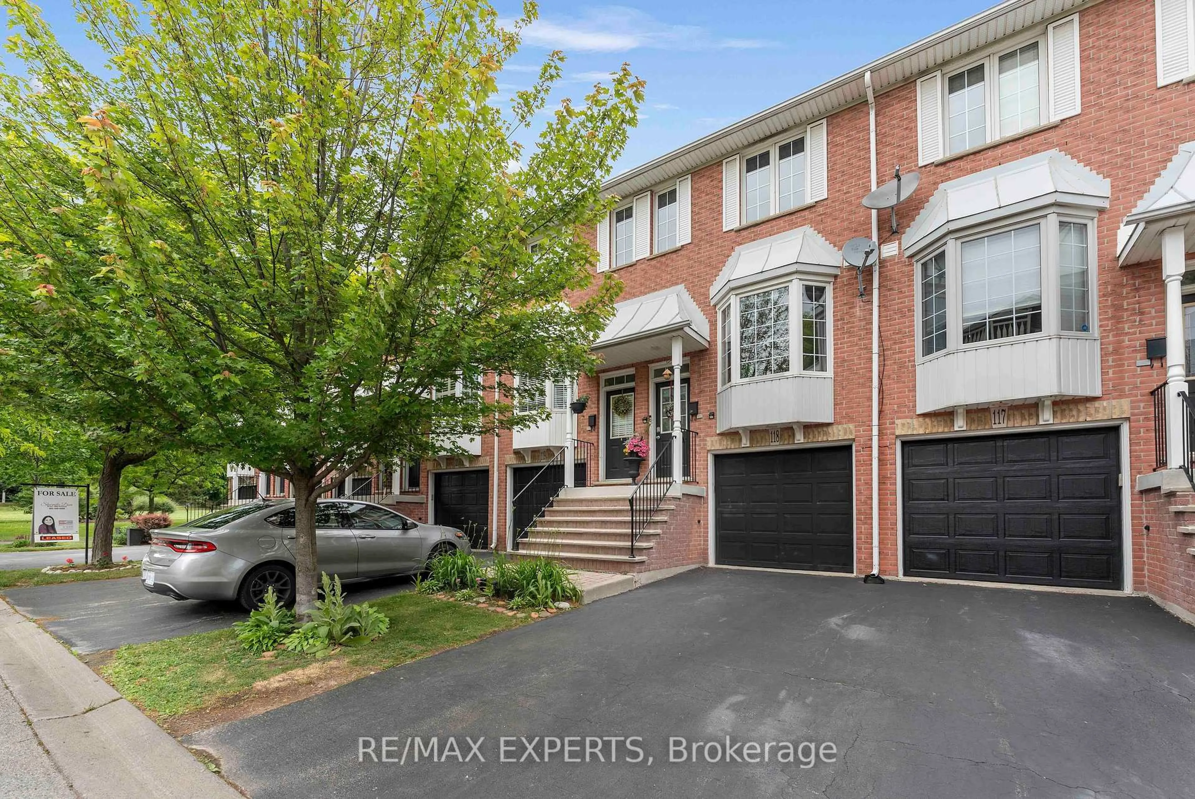 Home with brick exterior material, street for 3480 Upper Middle Rd #118, Burlington Ontario L7M 4R9