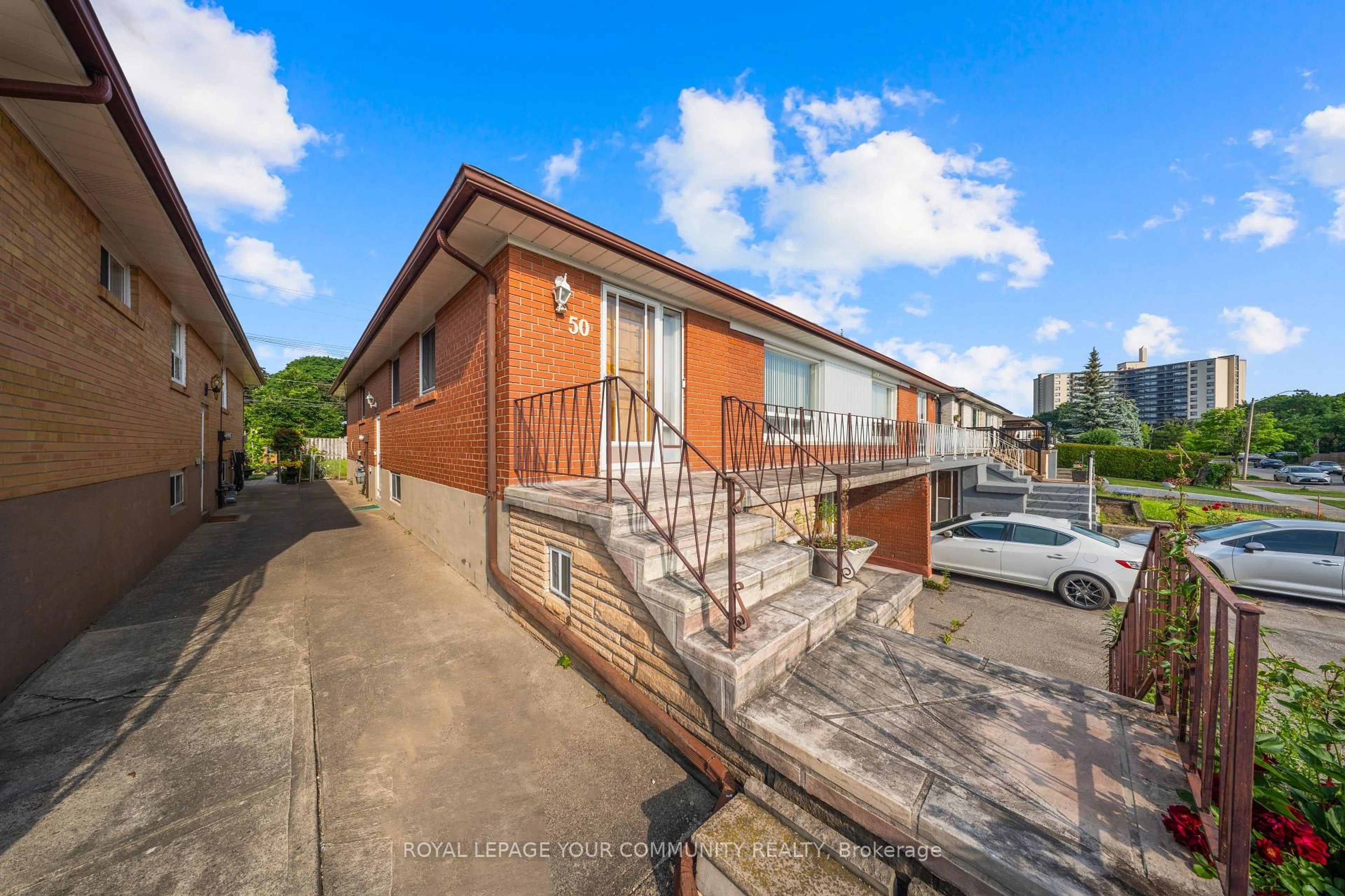 A pic from outside/outdoor area/front of a property/back of a property/a pic from drone, unknown for 50 Felan Cres, Toronto Ontario M9V 3A3