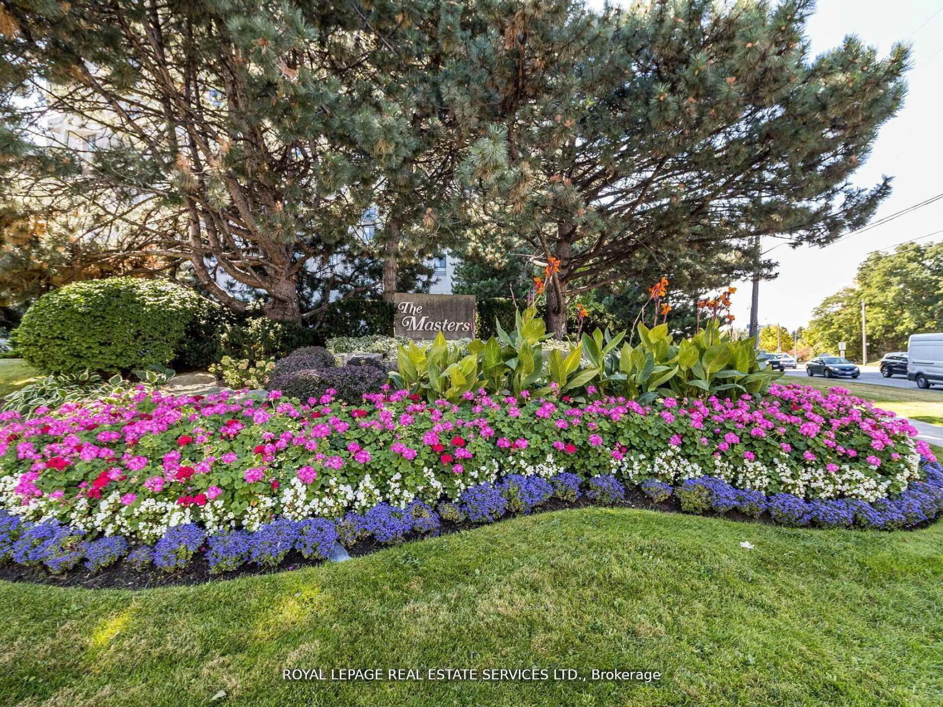 Patio, street for 284 Mill Rd #PH 8, Toronto Ontario M9C 4W6