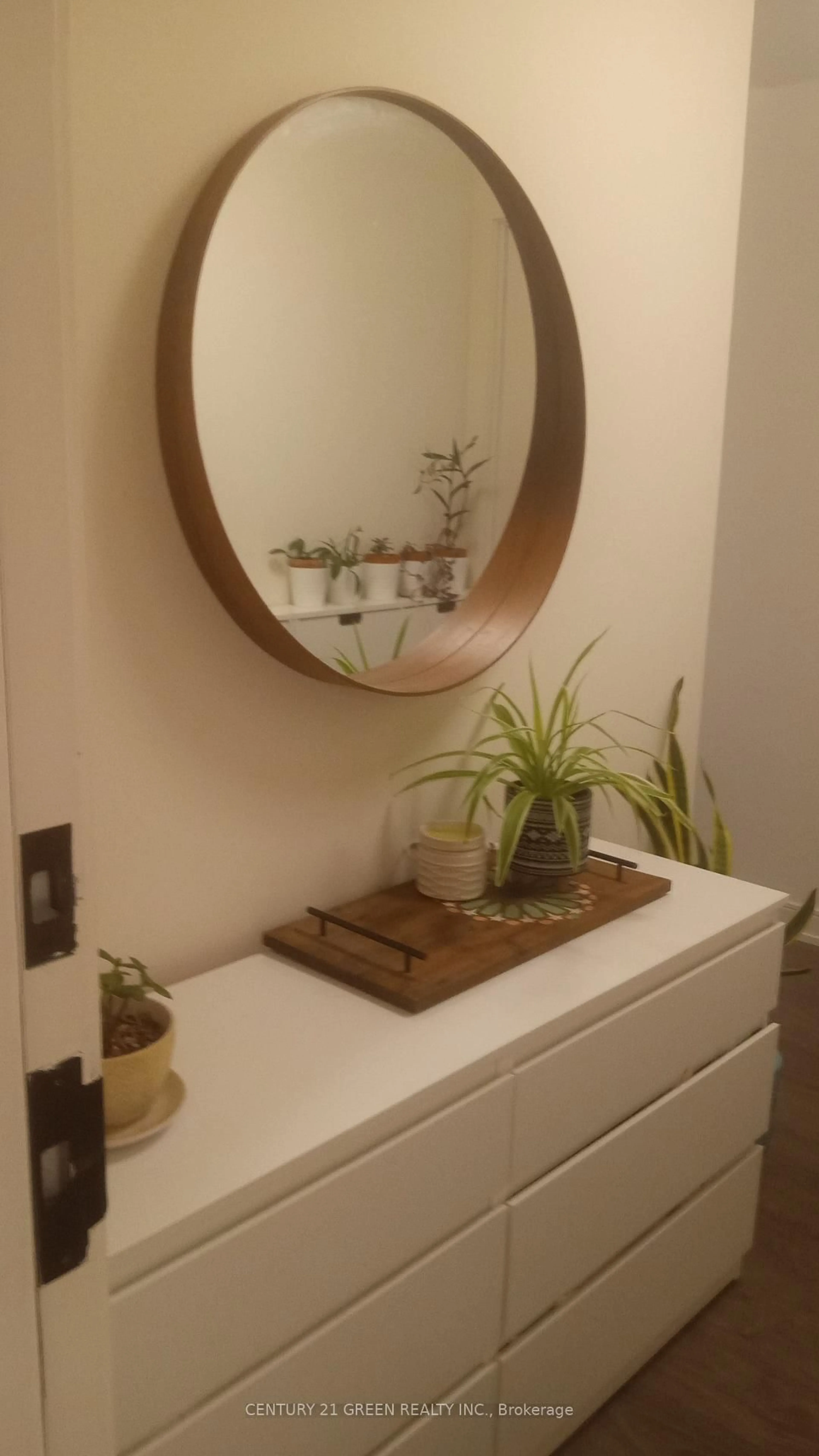 Indoor entryway for 8010 Derry Rd #302, Milton Ontario L9T 9N3