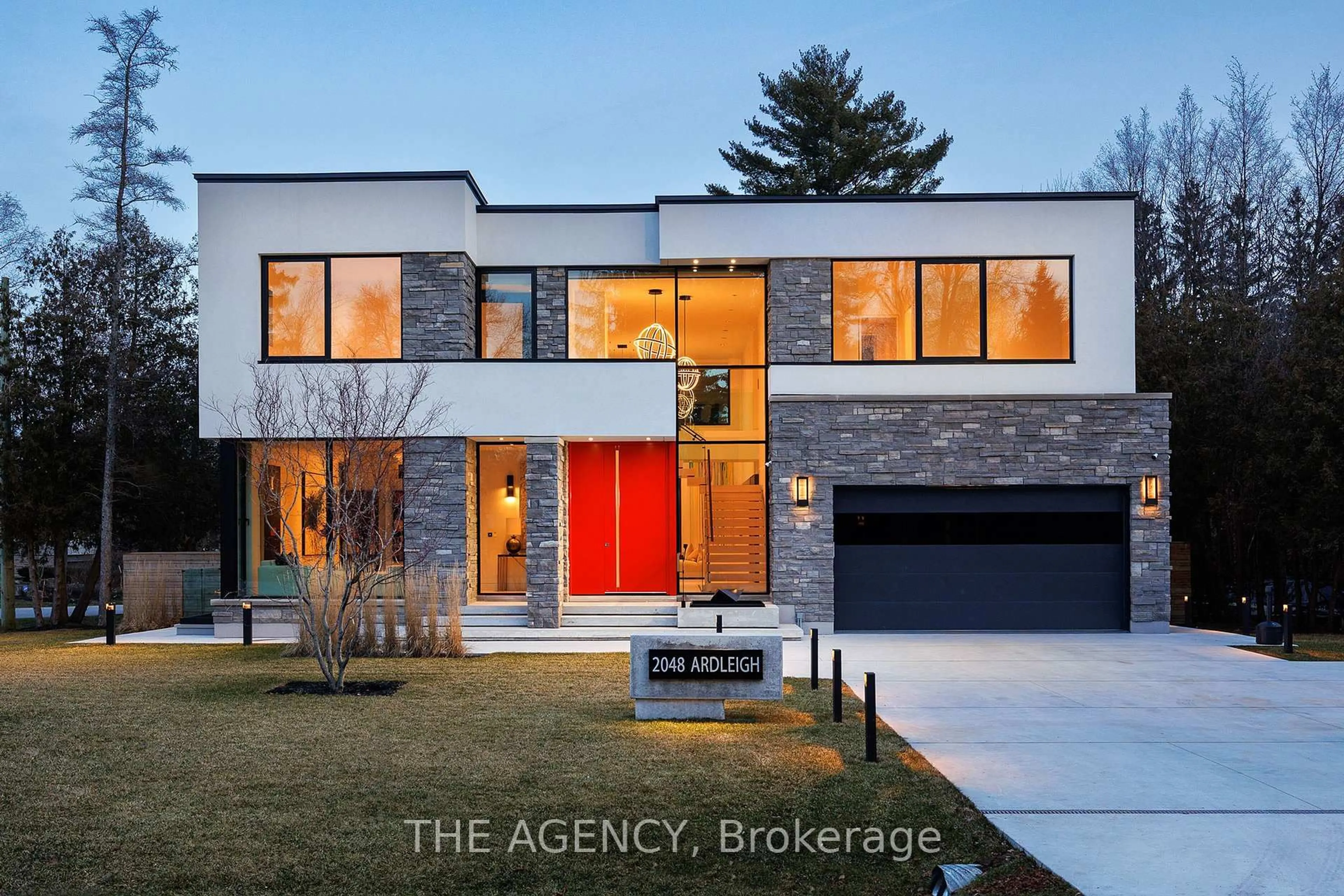 Home with brick exterior material, street for 2048 Ardleigh Rd, Oakville Ontario L6J 4W8