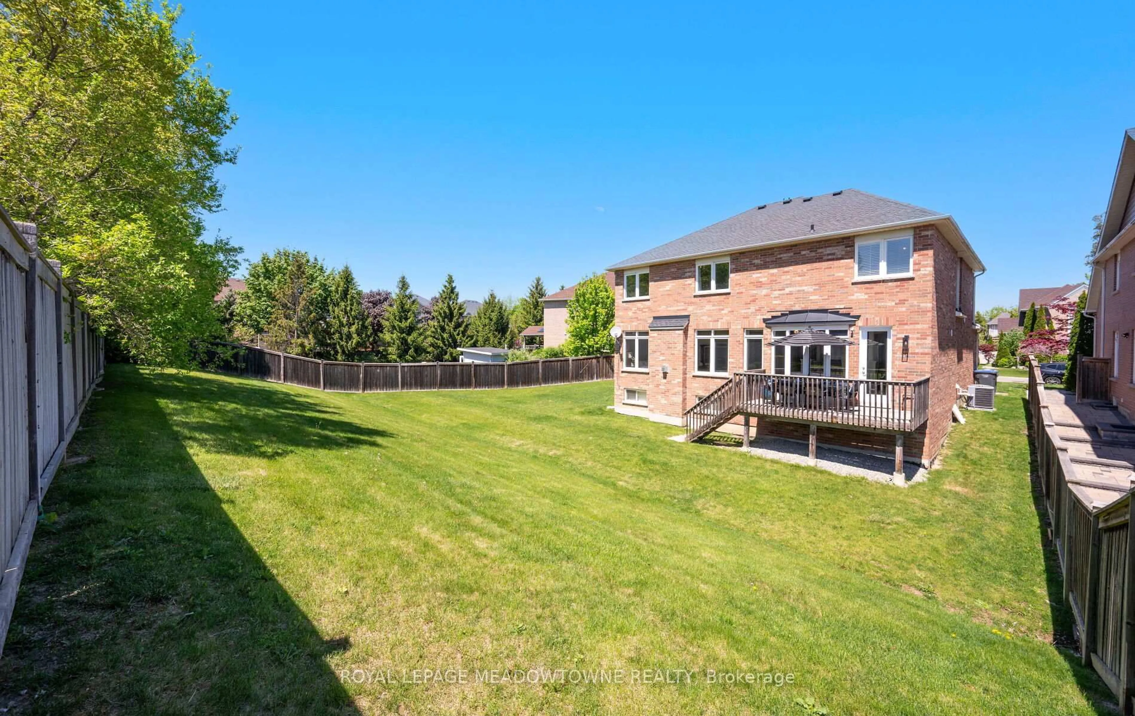 Unknown for 6 Xavier Crt, Brampton Ontario L6Y 5S1