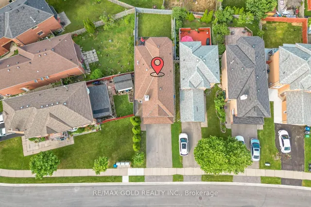 Primary image of 115 Valonia Dr