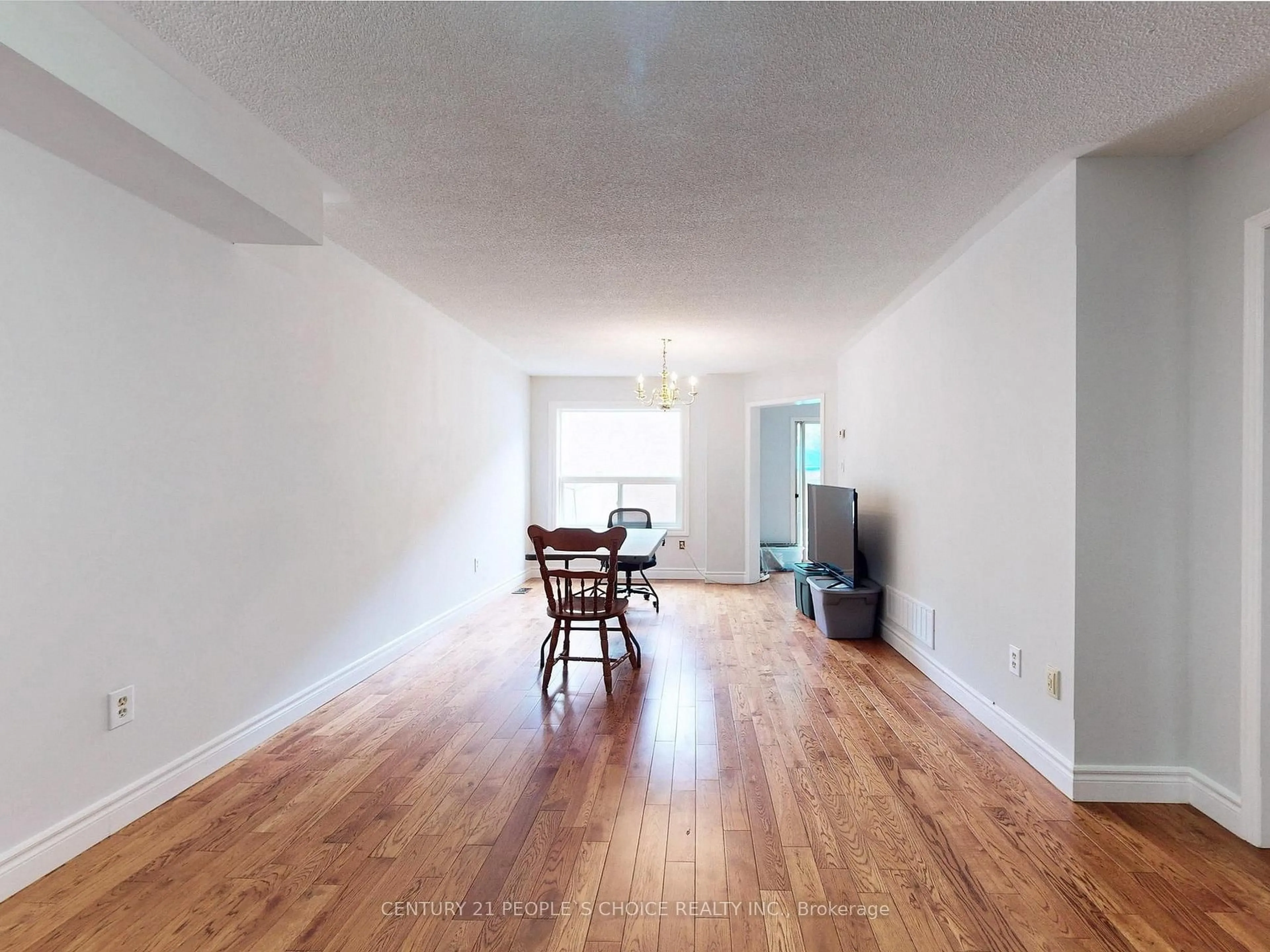 A pic of a room for 6050 Bidwell Tr #72, Mississauga Ontario L5V 2C3
