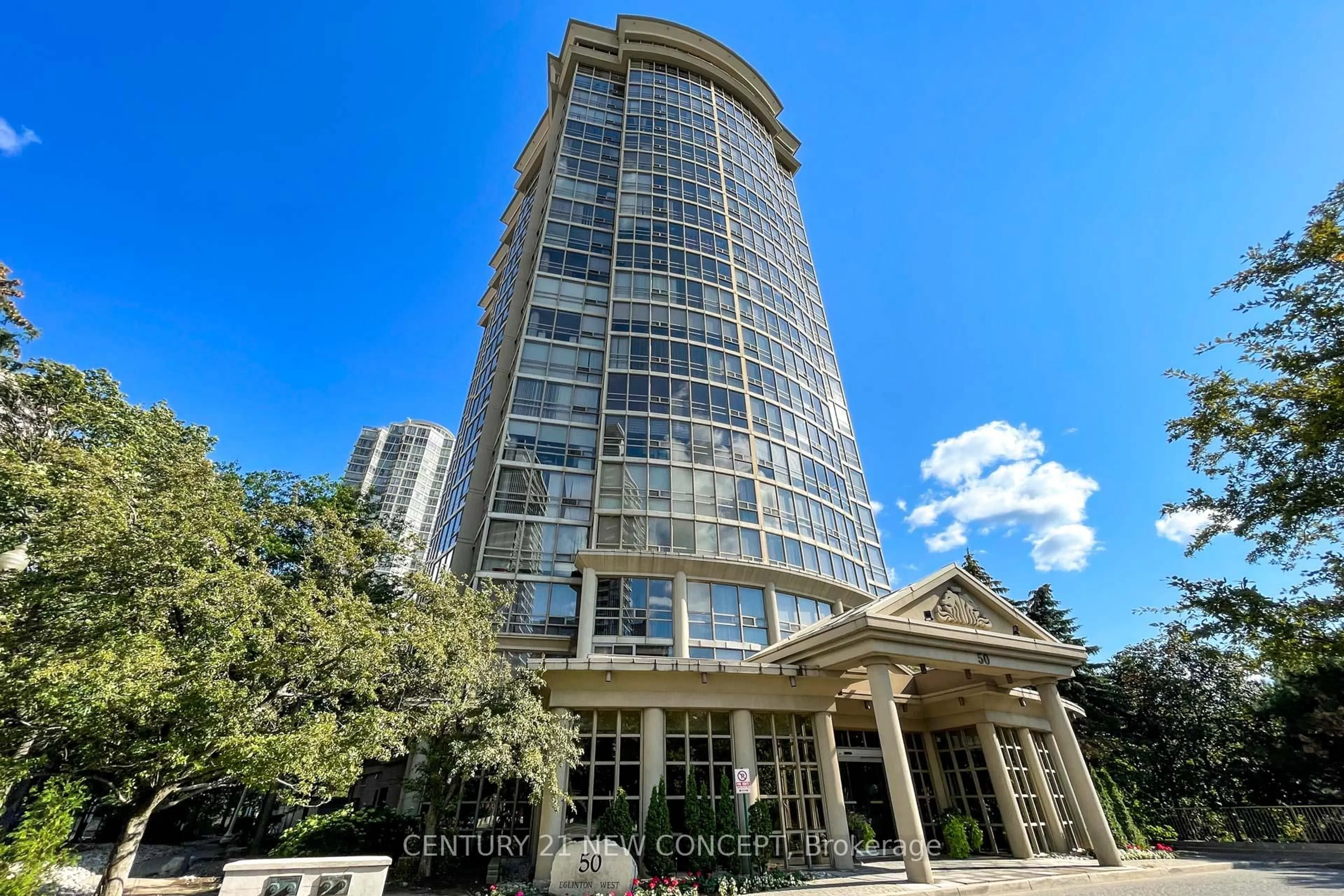 Indoor foyer for 50 Eglinton Ave #1105, Mississauga Ontario L5R 3P5