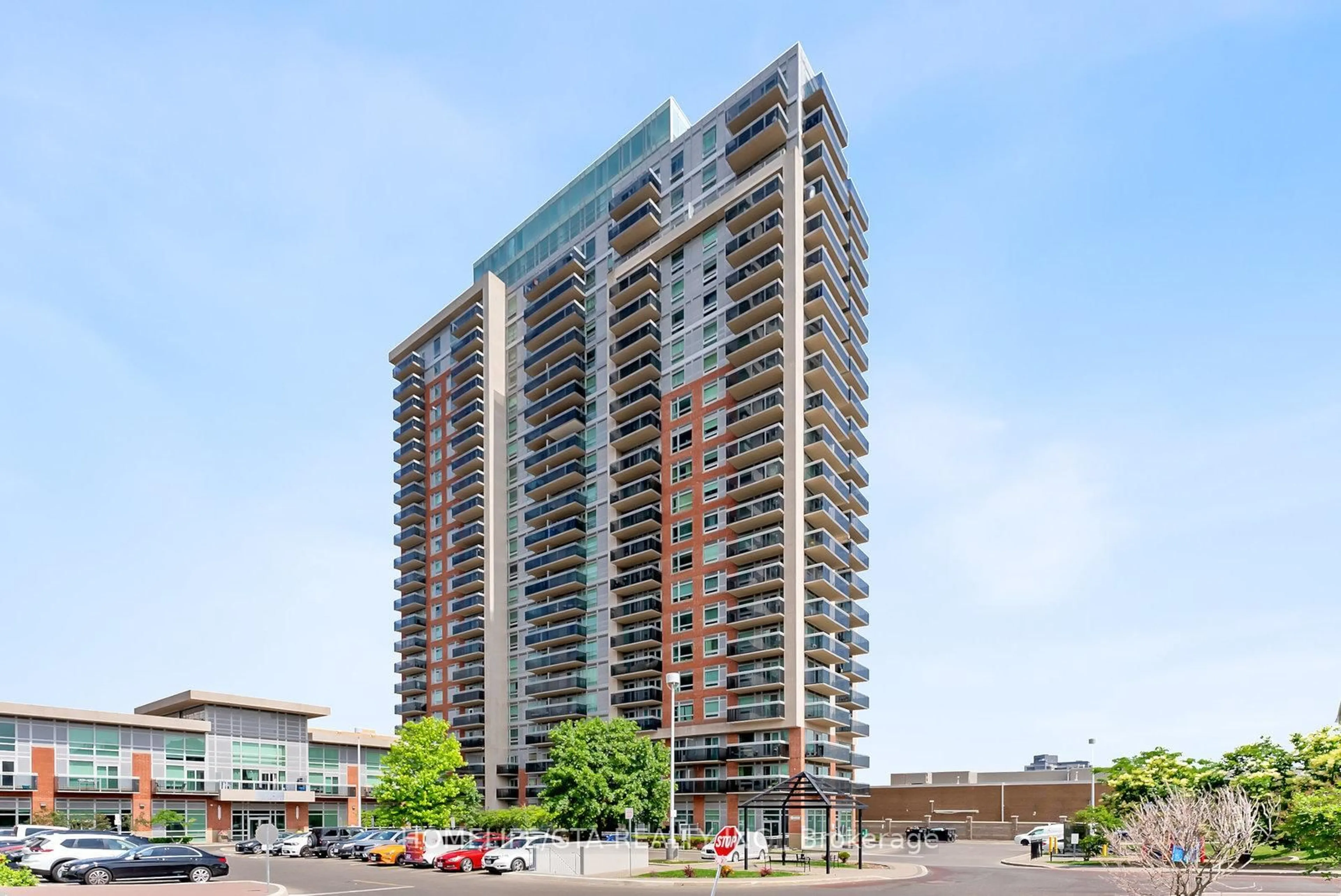 Unknown for 215 Queen St #1803, Brampton Ontario L6W 0A9