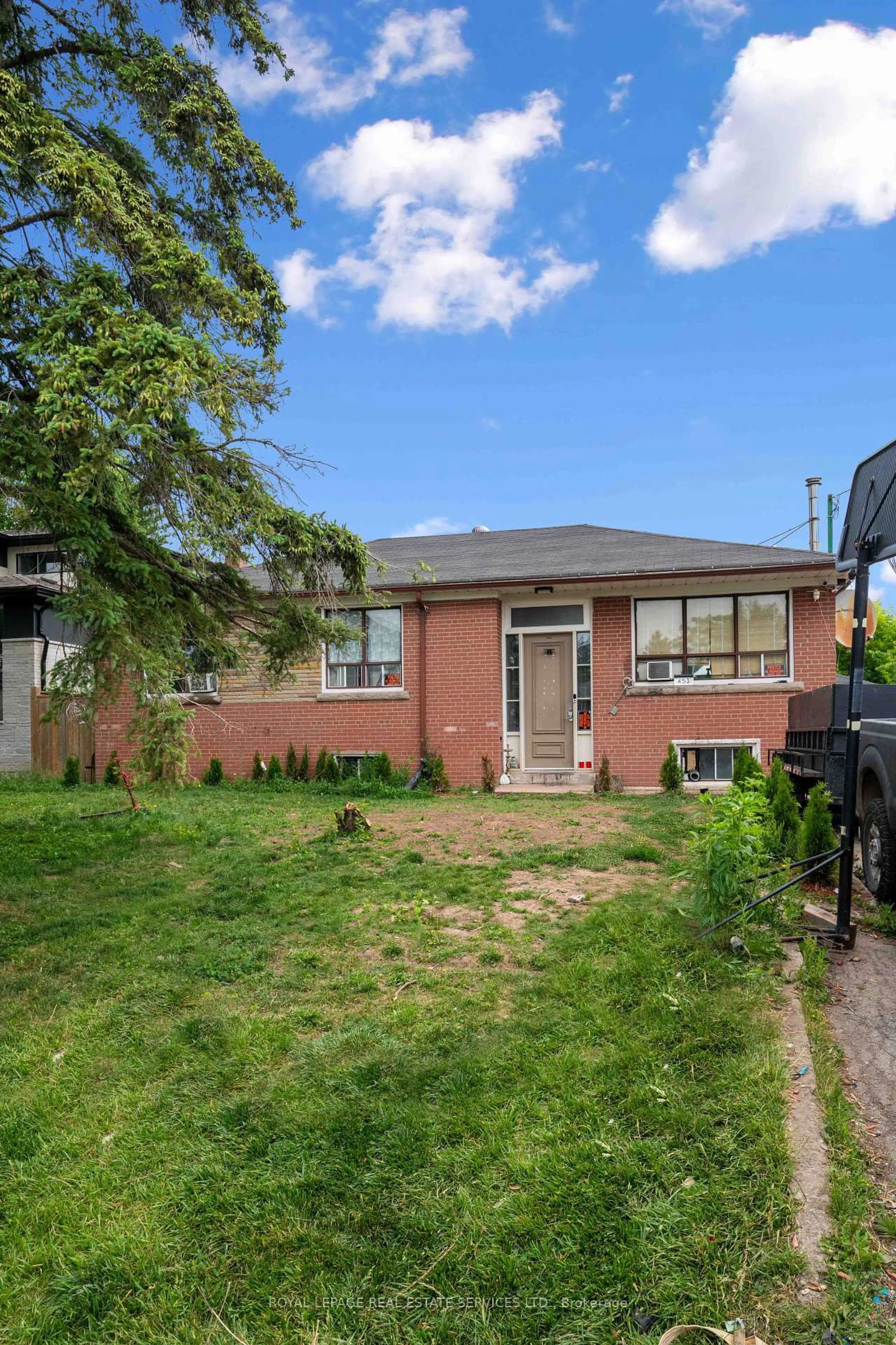 Home with brick exterior material, street for 451 Sandmere Pl, Oakville Ontario L6L 4G5