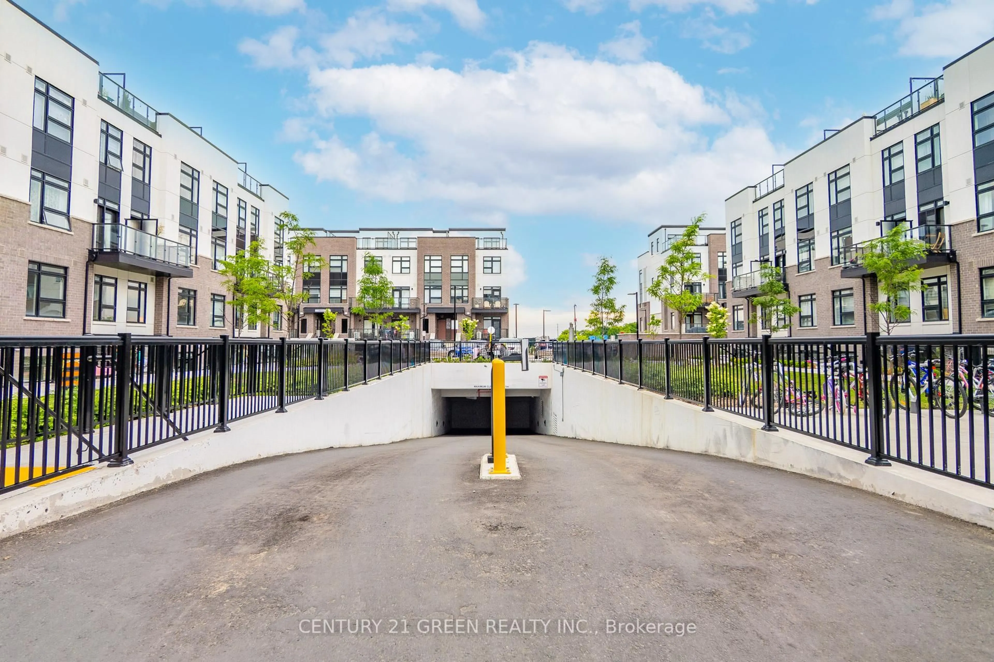 Patio, street for 1585 Rose Way #122, Milton Ontario L9T 7E7