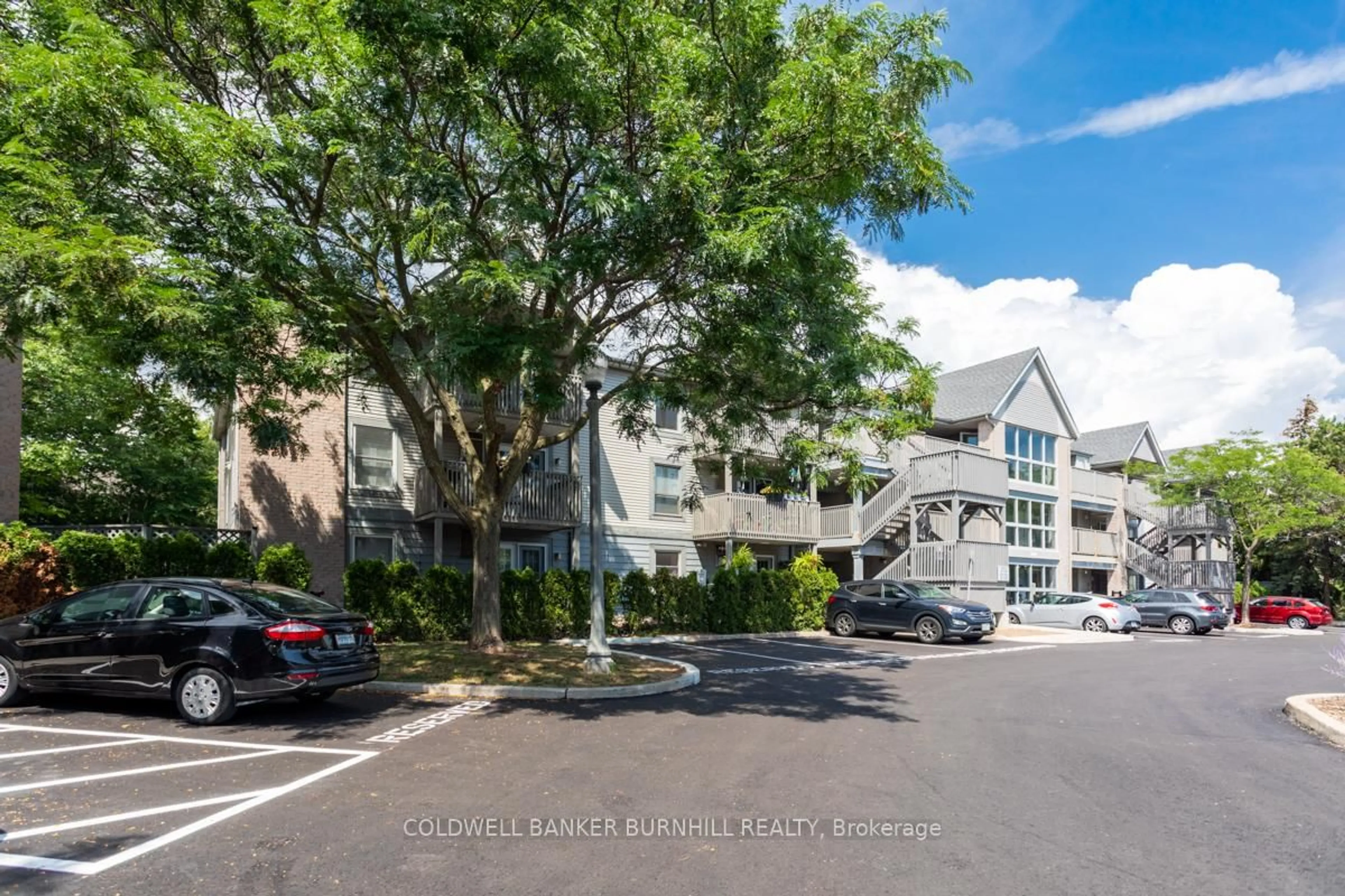 Unknown for 2040 Cleaver Ave #206, Burlington Ontario L7M 4C4