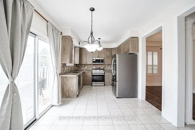 Additional image 39 of 176 Cooke Cres