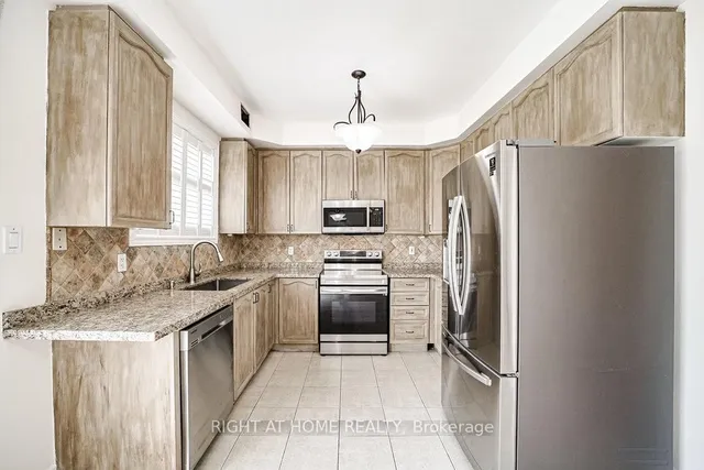 Additional image 37 of 176 Cooke Cres