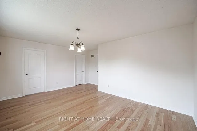 Additional image 30 of 176 Cooke Cres