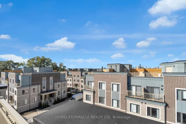 Primary image of 5 William Jackson Way Unit 62