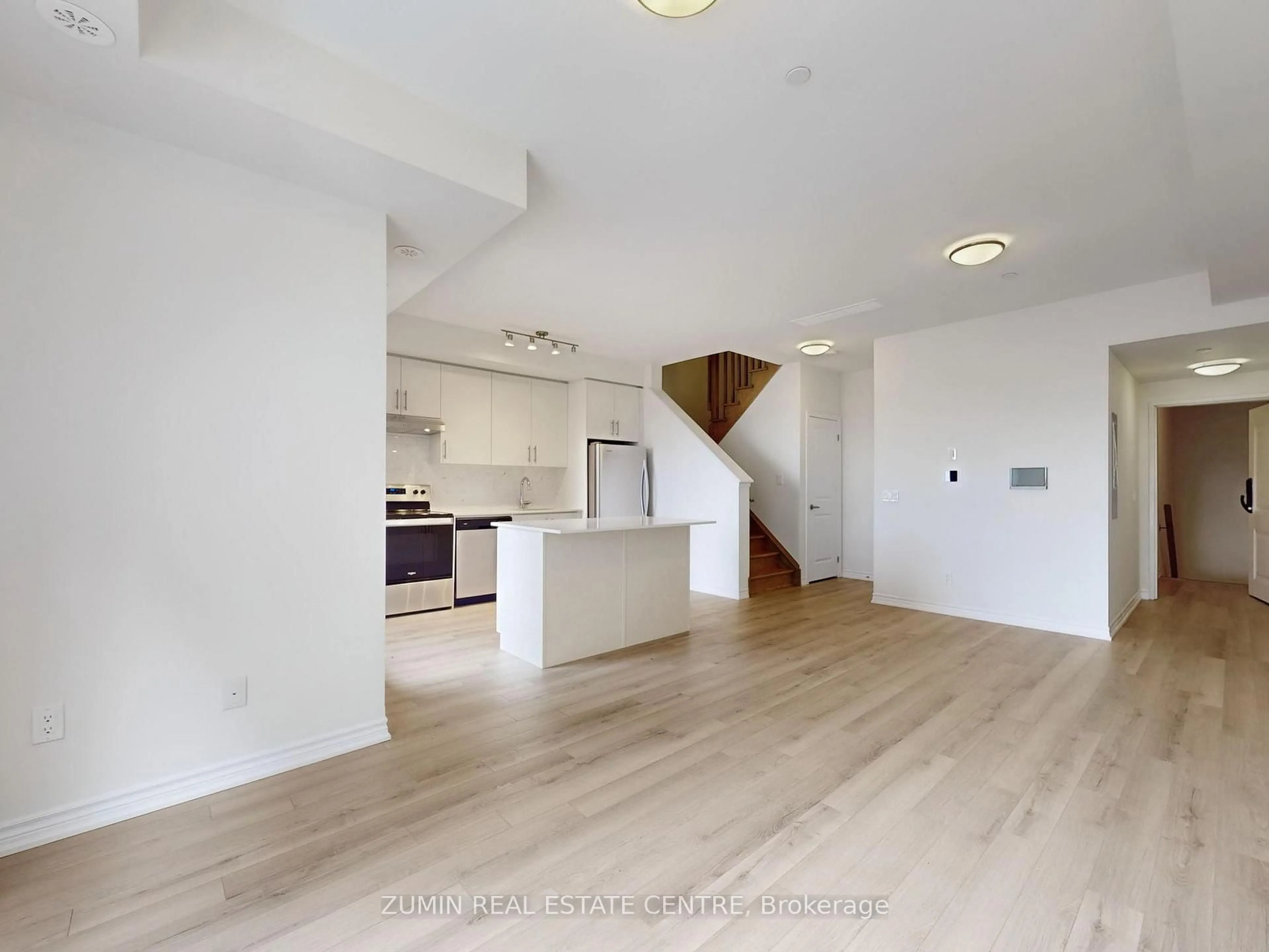 Open concept kitchen, unknown for 349 Wheat Boom Dr #304, Oakville Ontario L6H 7X5