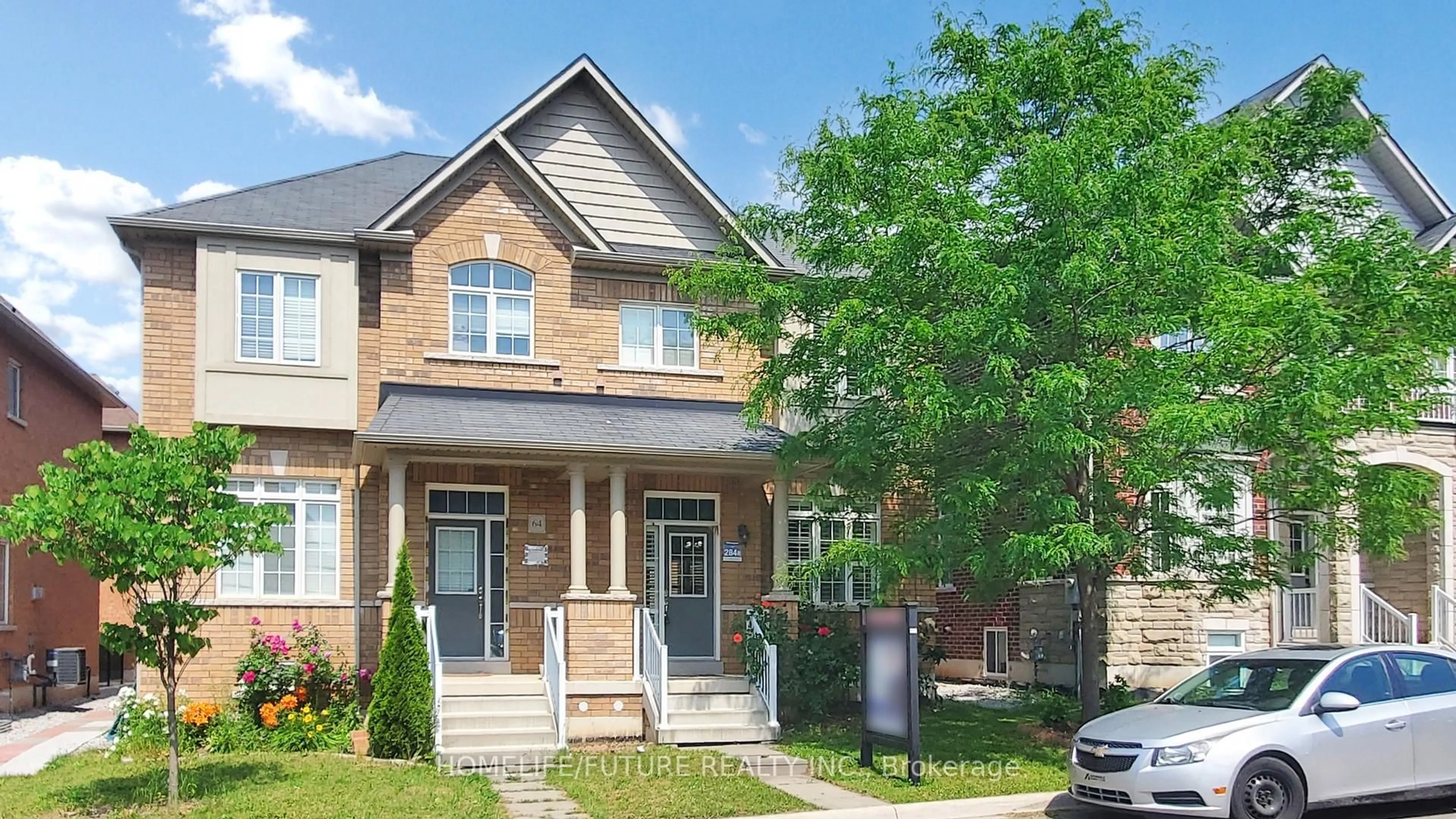 Home with brick exterior material, street for 62 Fallmeadow Circ, Brampton Ontario L6Y 0Y7