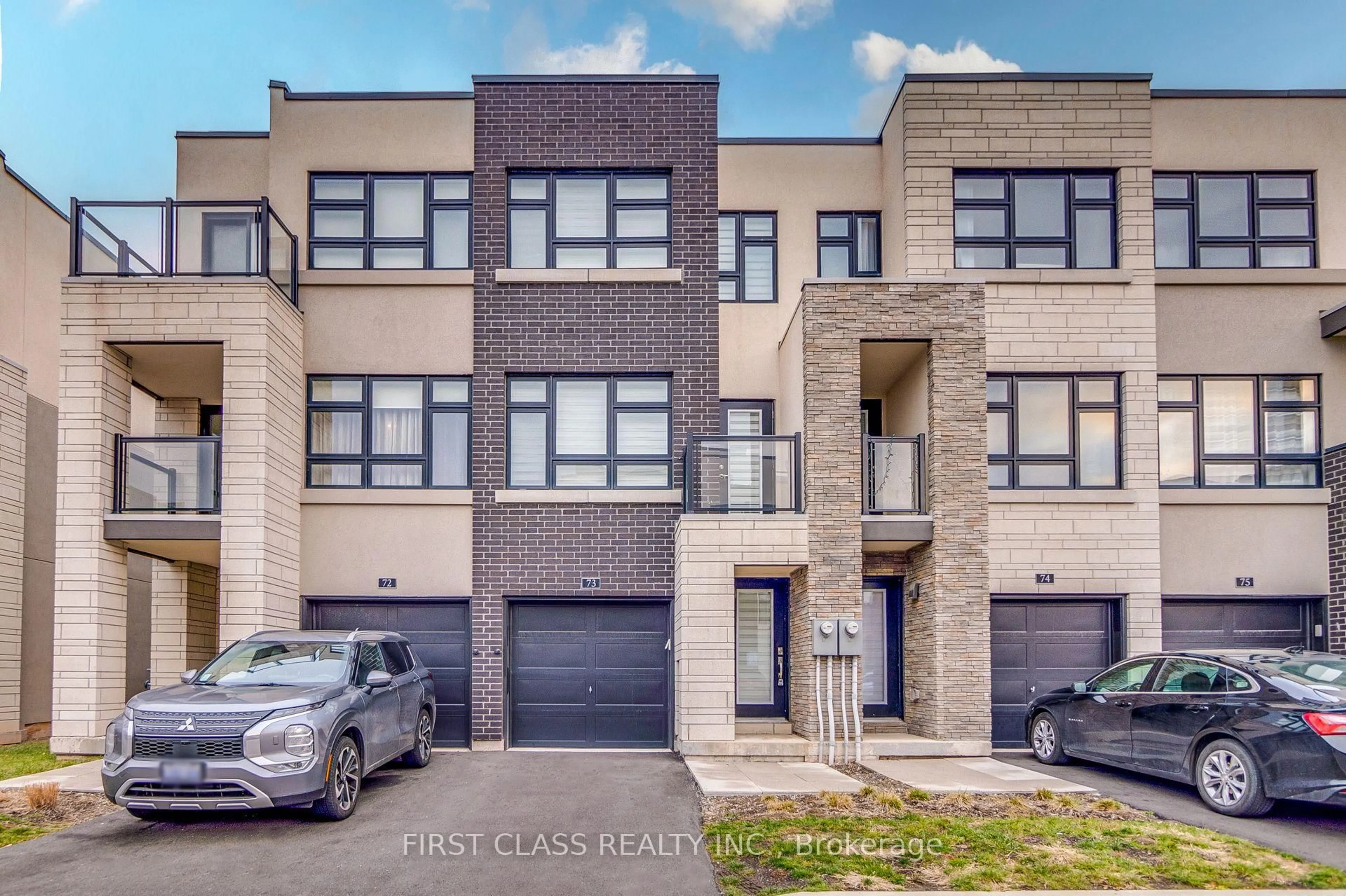 Home with brick exterior material, street for 1121 Cooke Blvd #73, Burlington Ontario L7T 0C3