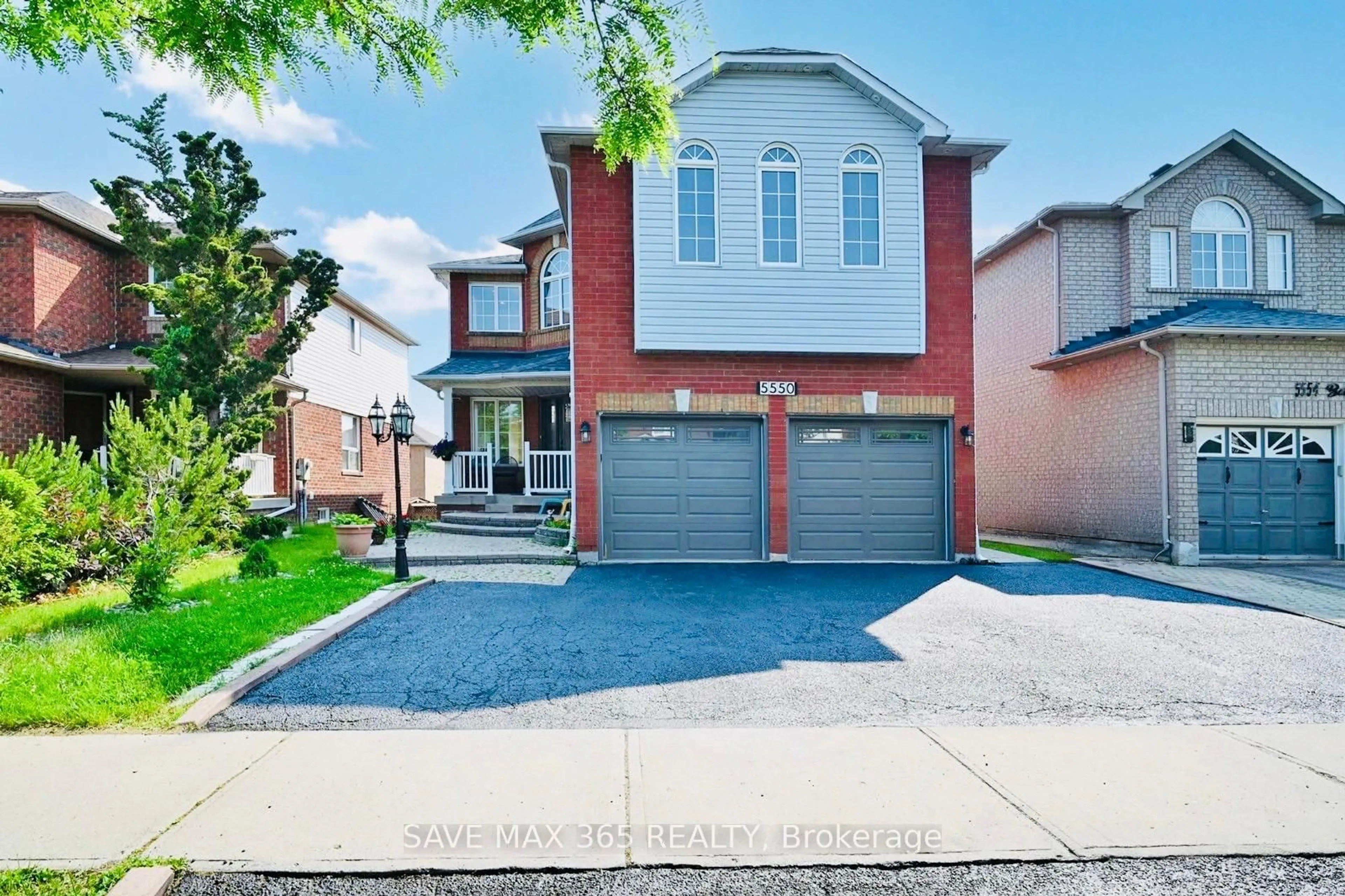 Home with brick exterior material, street for 5550 Bollington Dr, Mississauga Ontario L5V 2H4