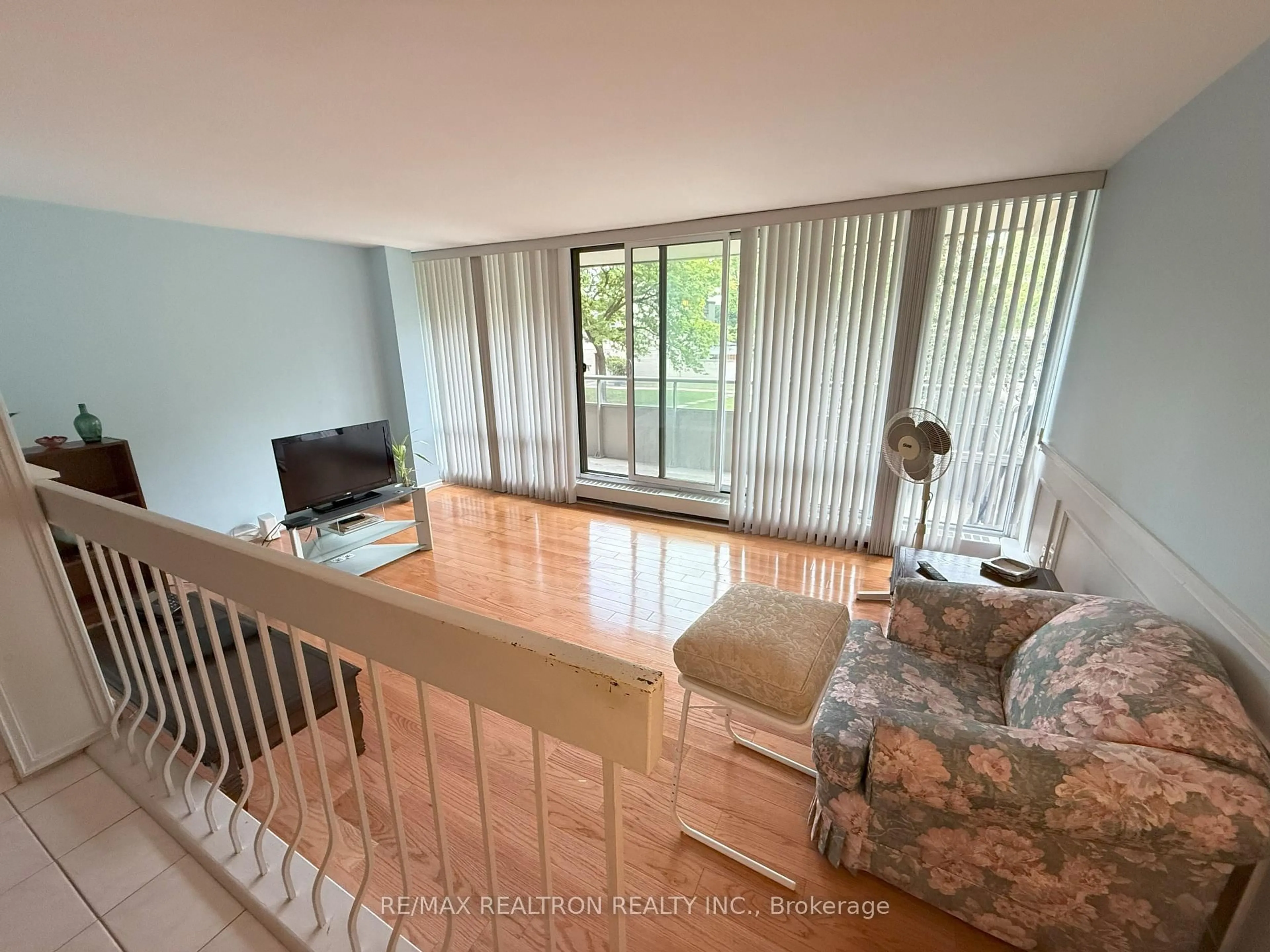 A pic of a room for 1 Four Winds Dr #209, Toronto Ontario M3J 2T1