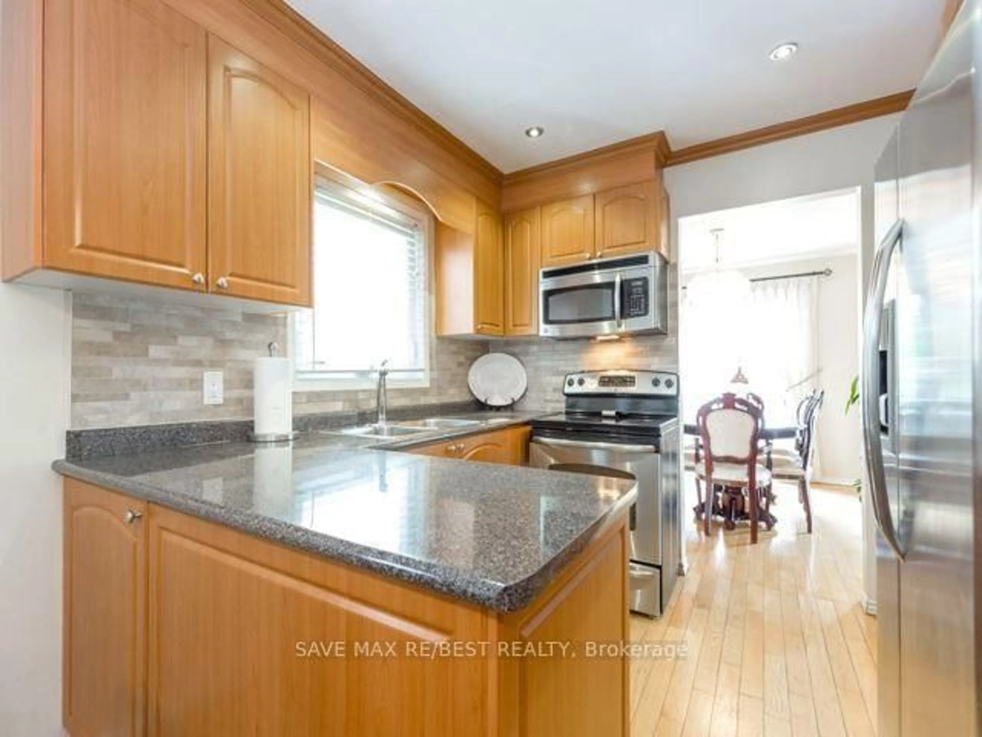 Unknown for 36 Dafoe Cres, Brampton Ontario L6Y 2L2