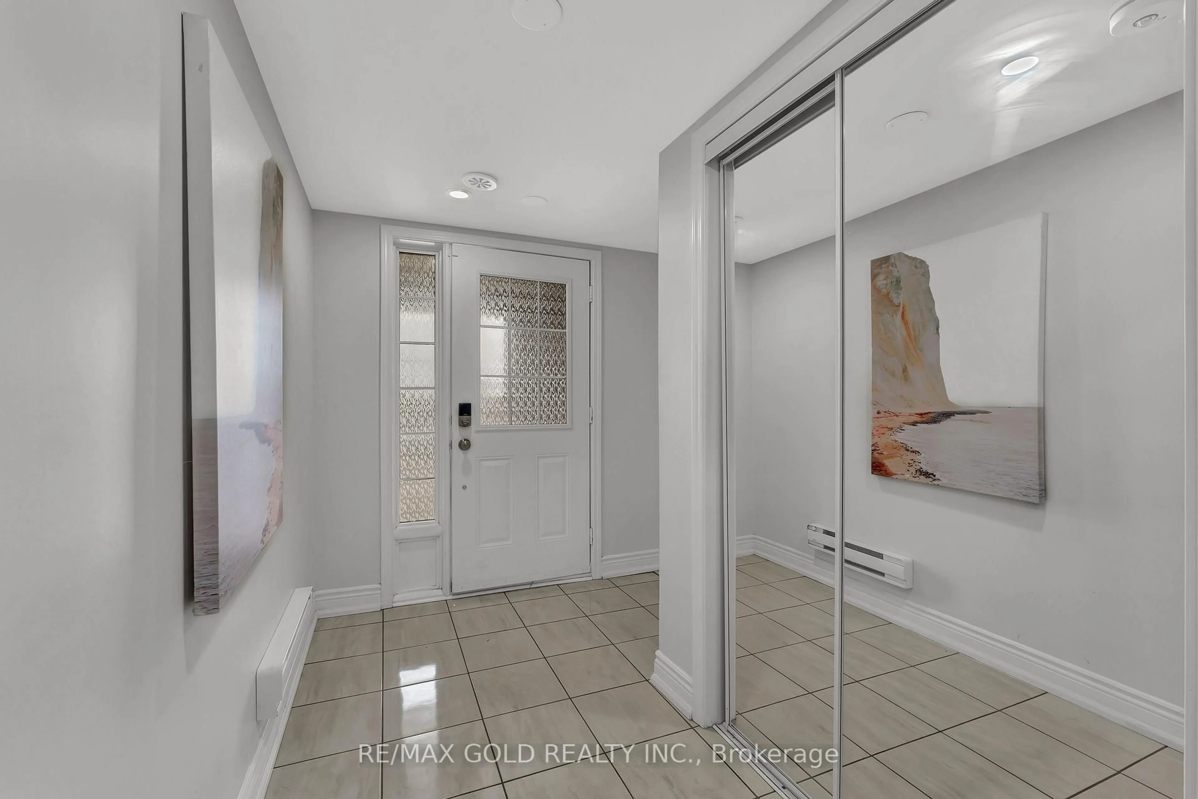Unknown for 37 Baycliffe Cres, Brampton Ontario L7A 3Z3