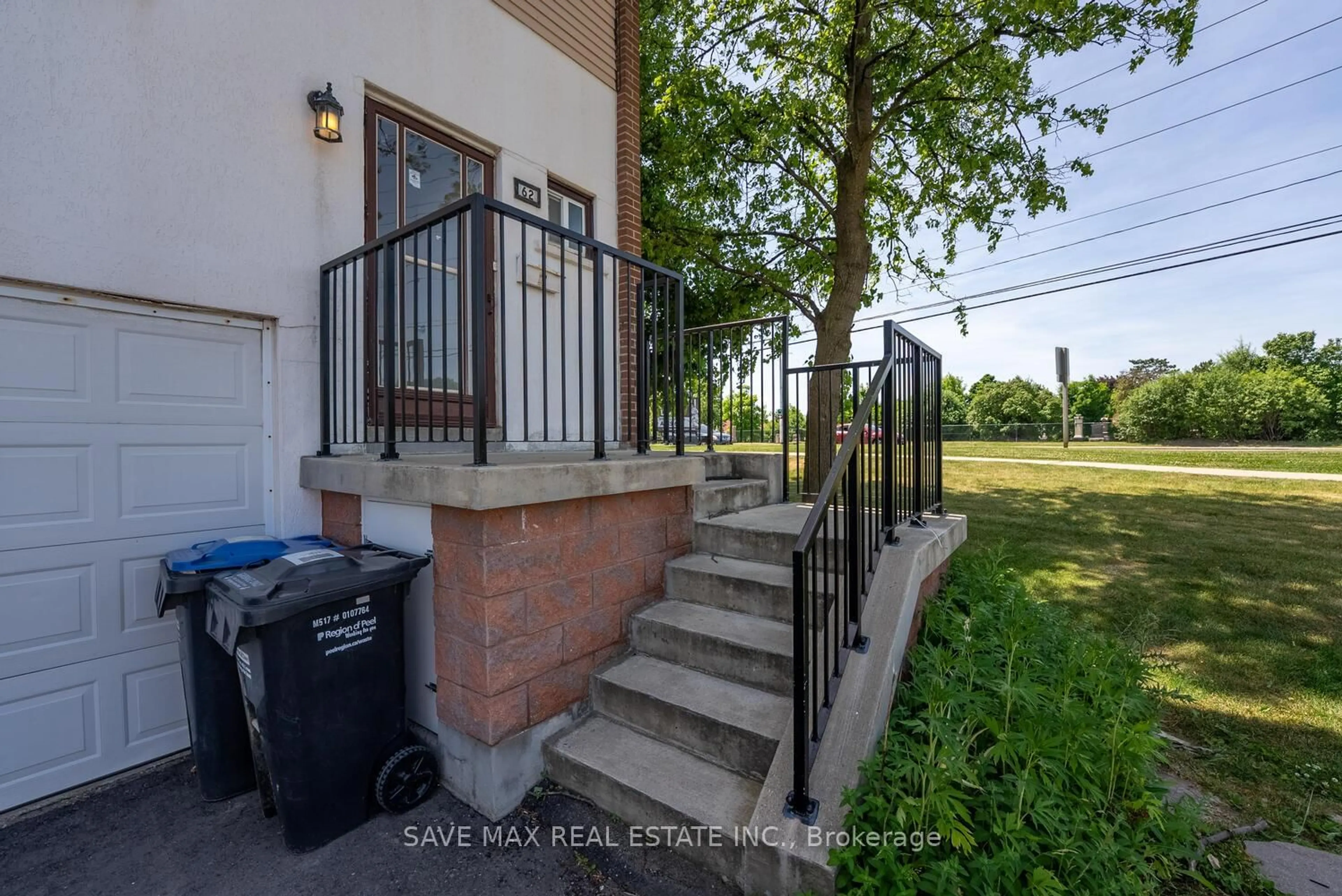 Patio, street for 62 Moregate Cres, Brampton Ontario L6S 3K9