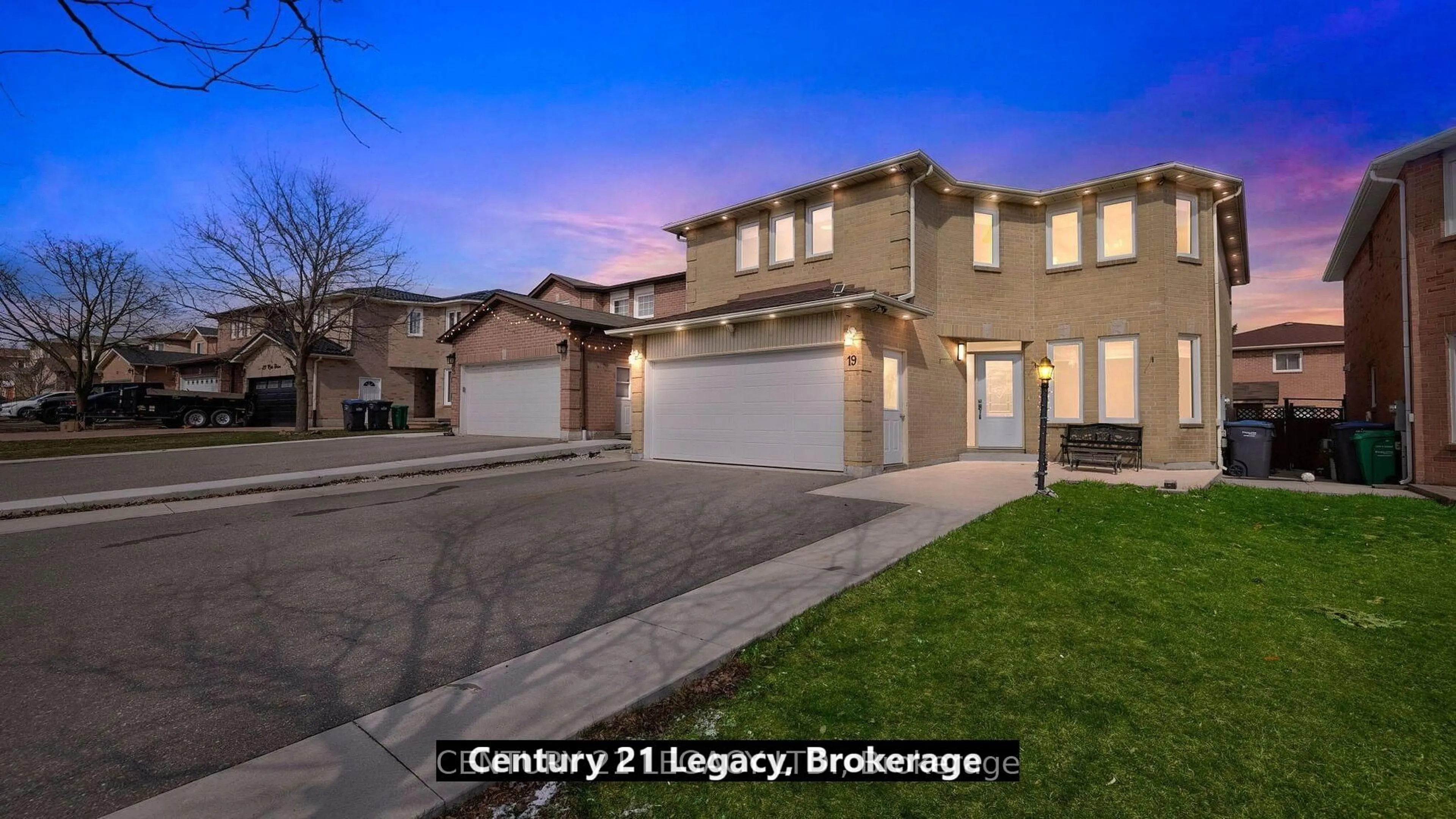 Unknown for 19 Kirk Dr, Brampton Ontario L6X 4C6