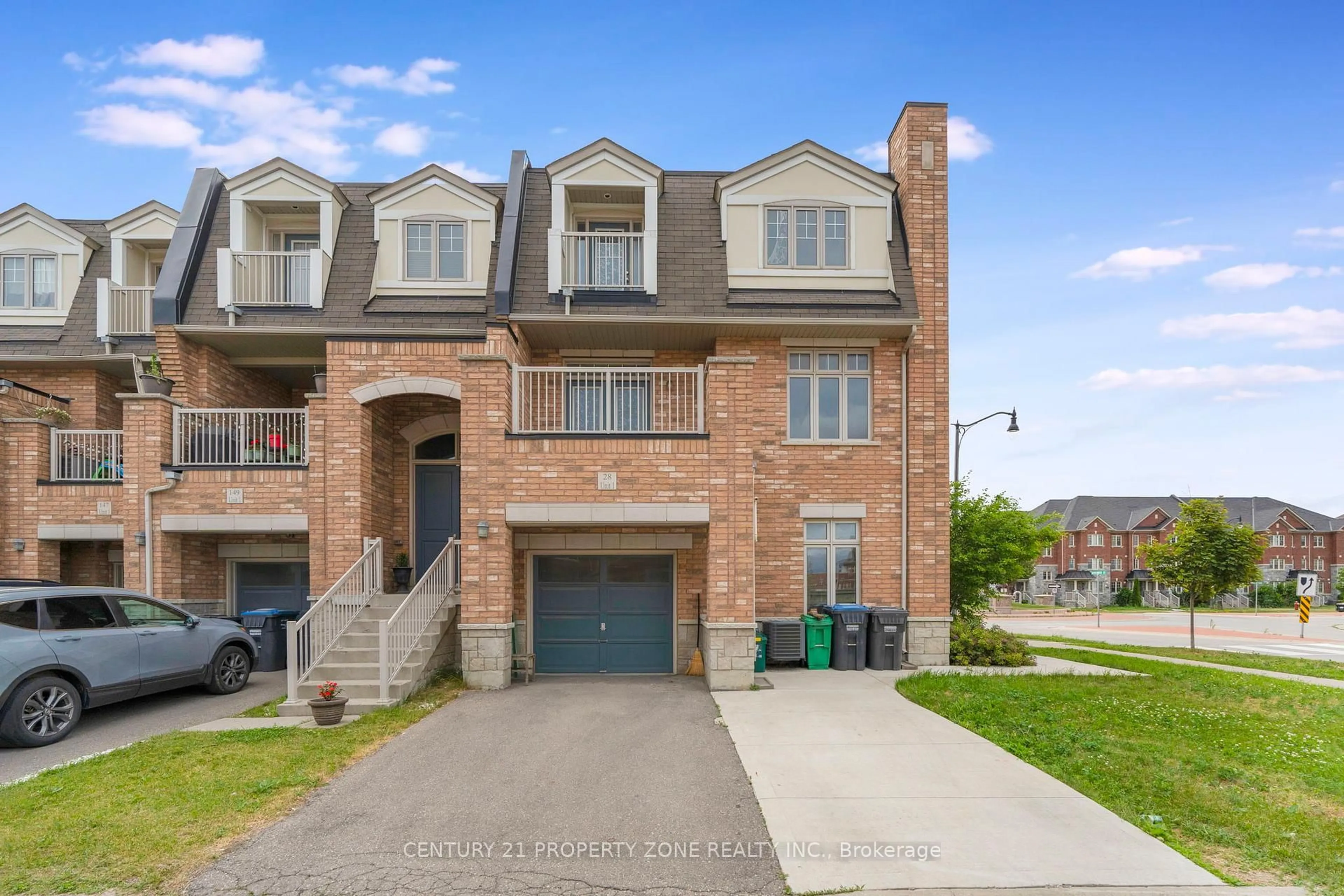 Home with brick exterior material, street for 28 Wardenwood Dr, Brampton Ontario L6R 3W4