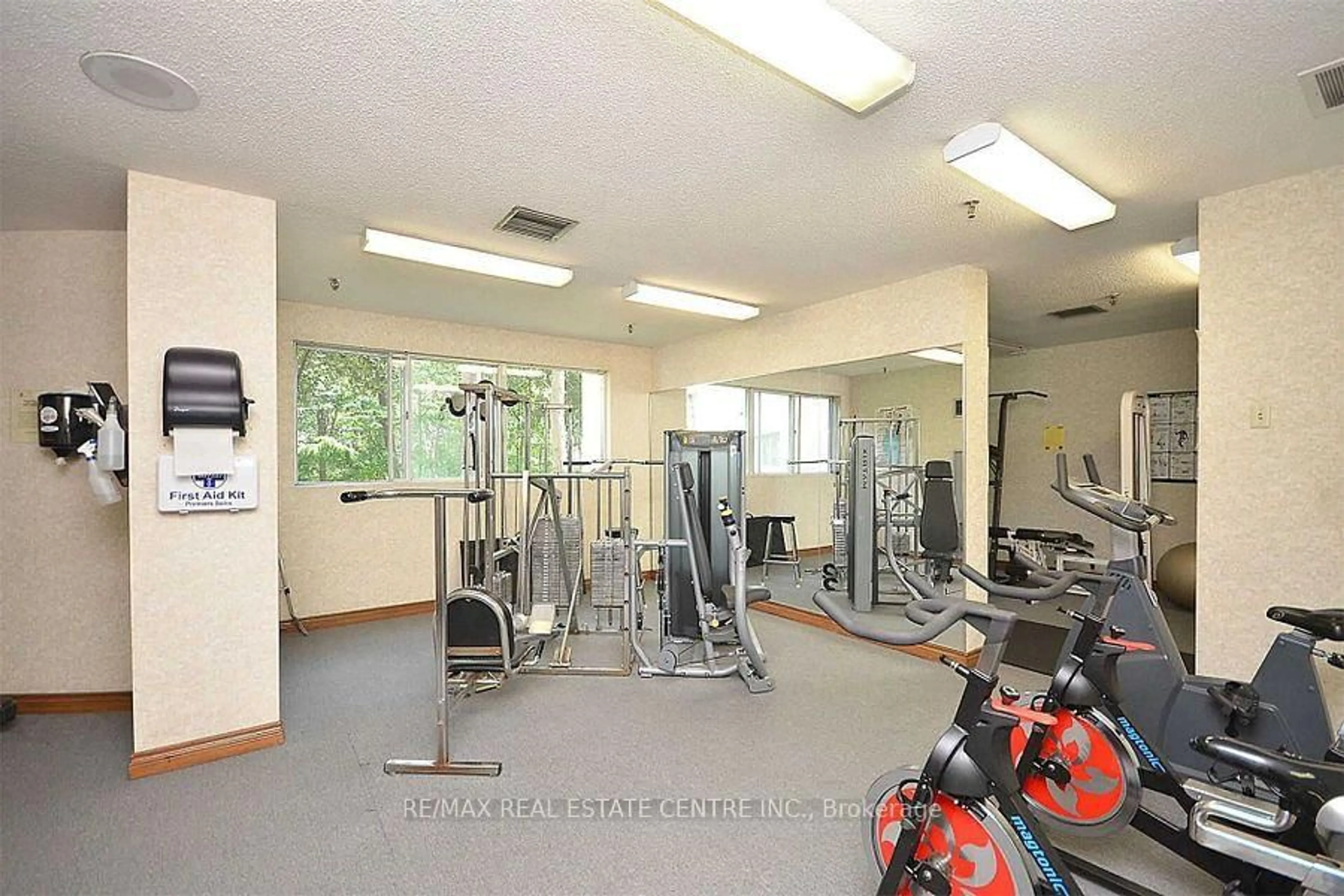 Gym or fitness room for 3695 Kaneff Cres #211, Mississauga Ontario L5A 4B6