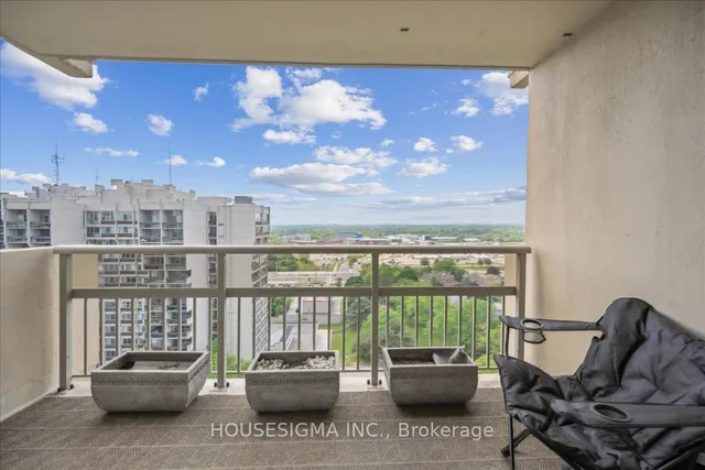 Additional image 17 of 1359 White Oaks Blvd Unit 1605