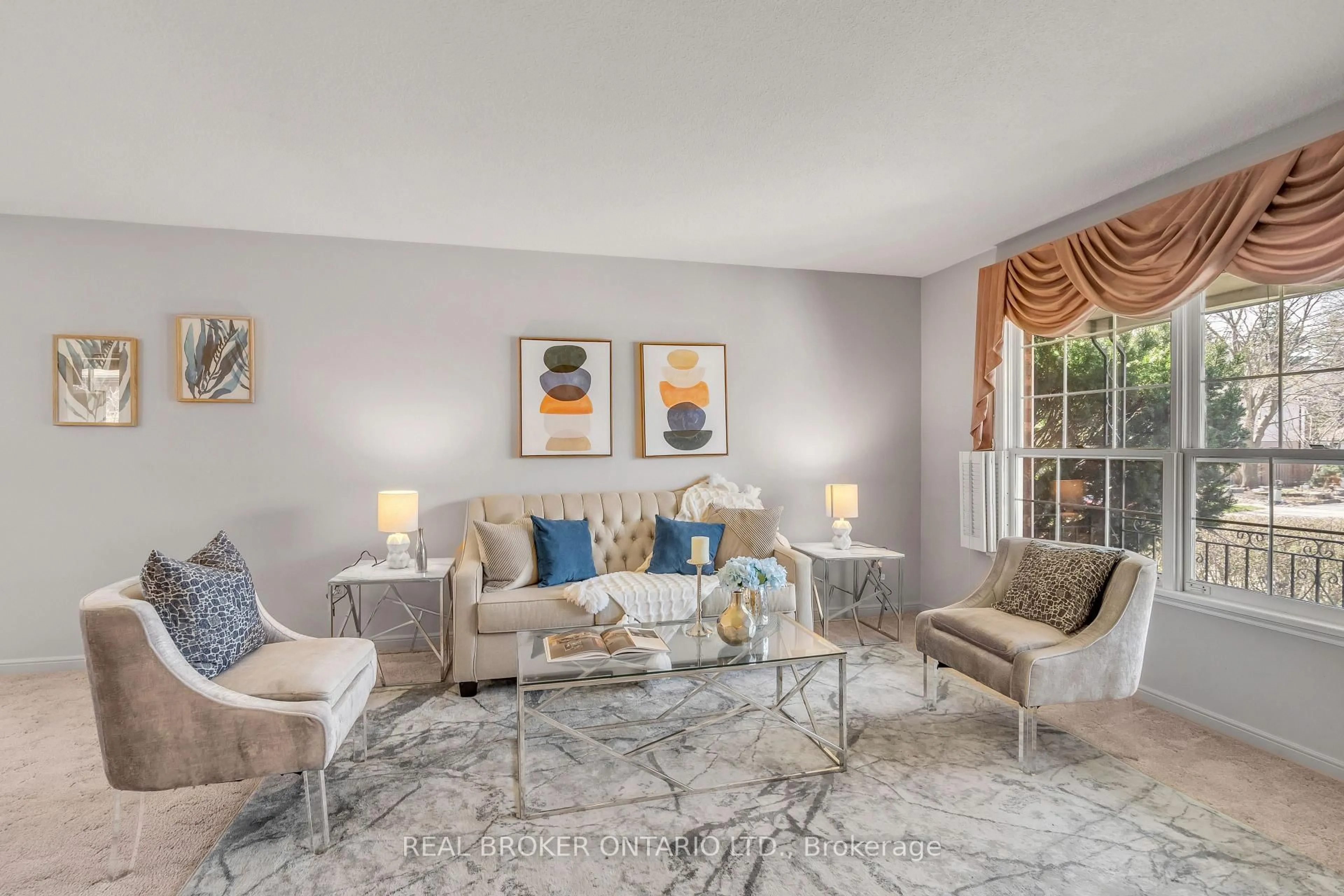 Living room with furniture, unknown for 3126 Riverview St, Oakville Ontario L6L 5L4