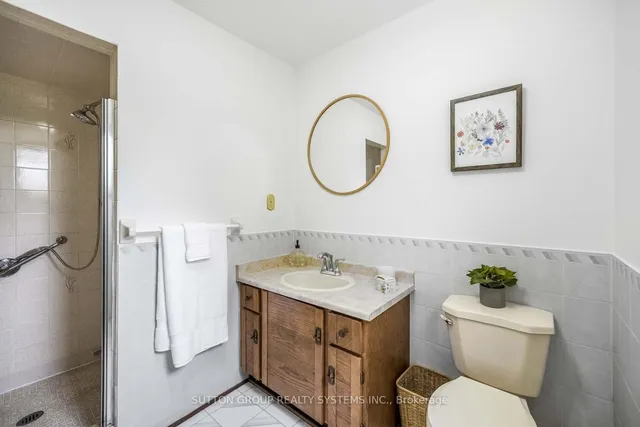 Additional image 18 of 1161 Carlo Crt