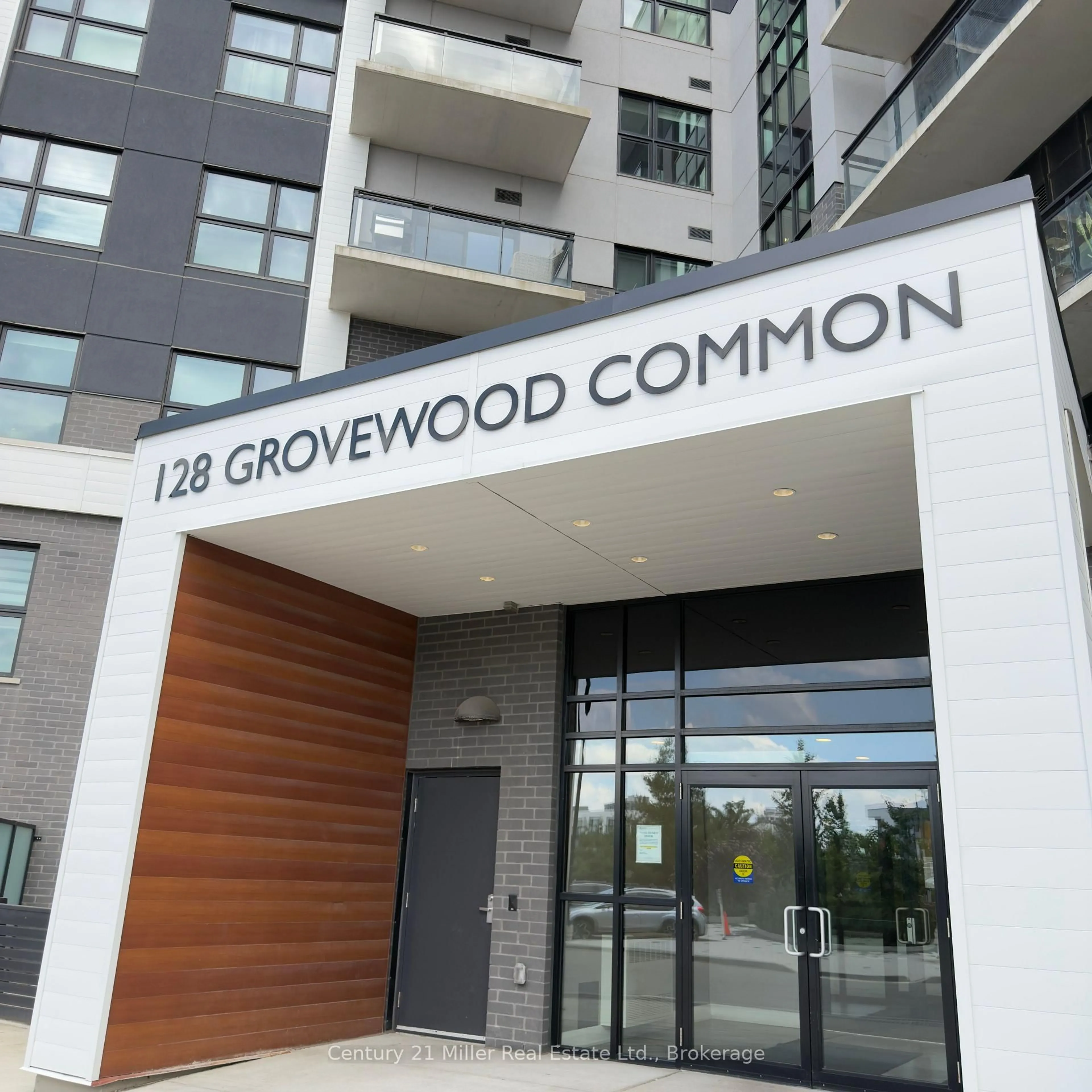 Indoor foyer for 128 Grovewood Common #621, Oakville Ontario L6H 0X3
